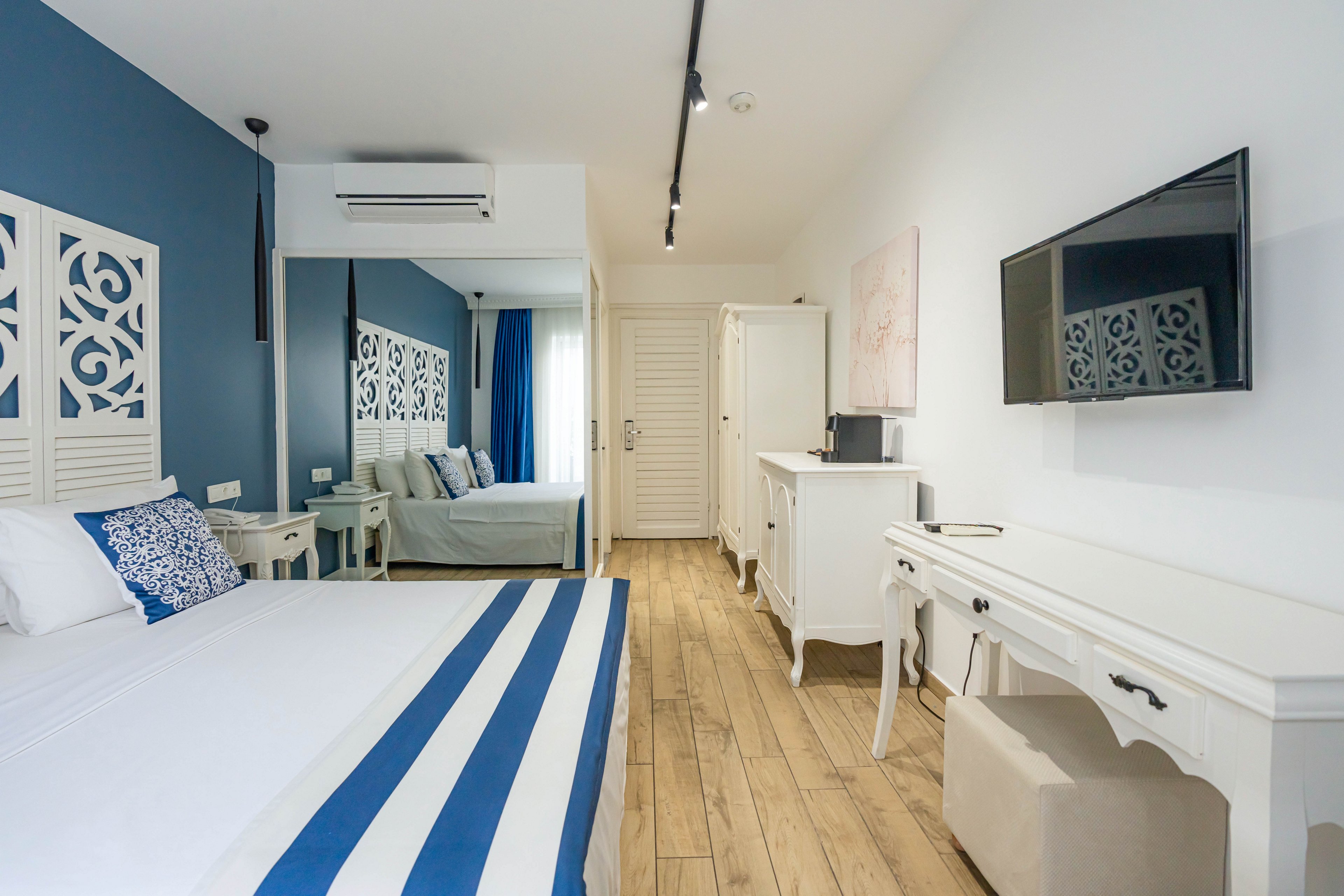 Blue Dreams Resort & Spa