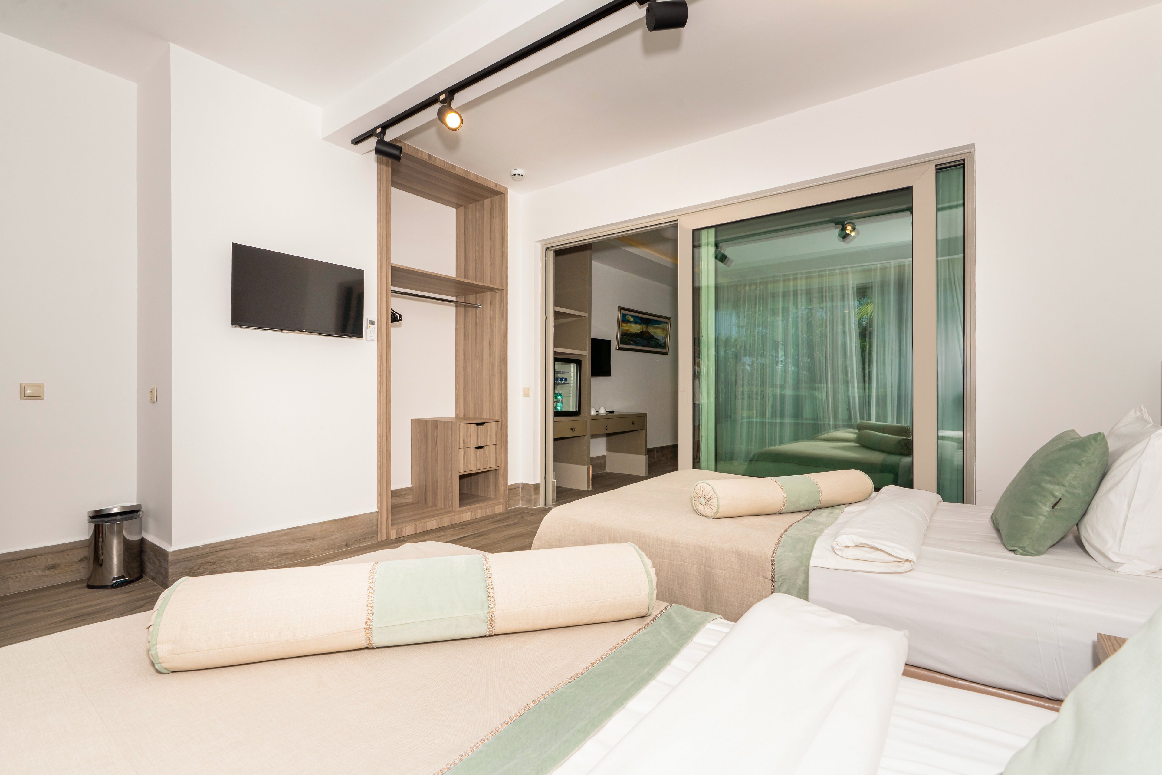 Blue Dreams Resort & Spa