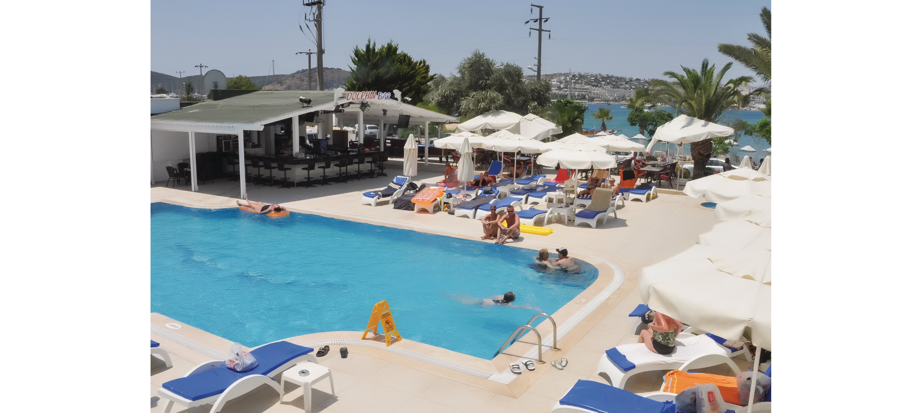 Siesta Beach Apartments