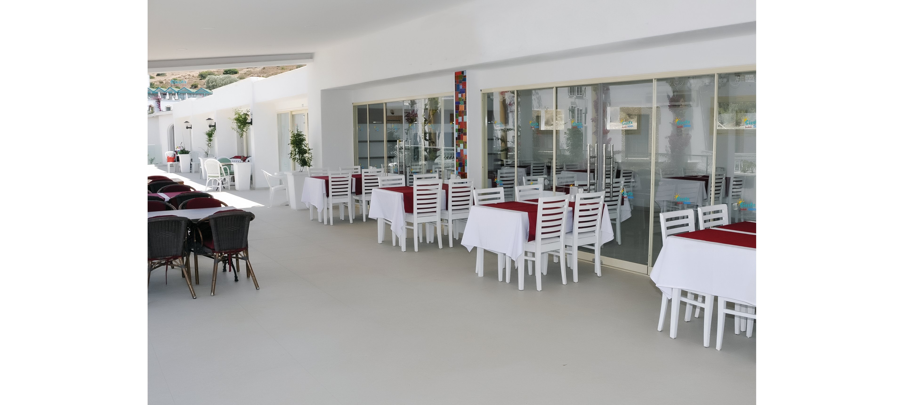 Siesta Beach Apartments