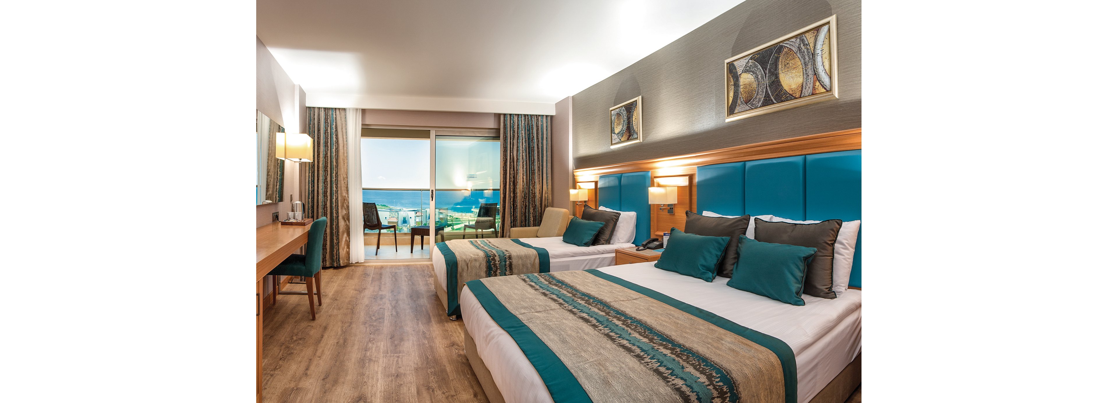 Aquasis Deluxe Resort & Spa