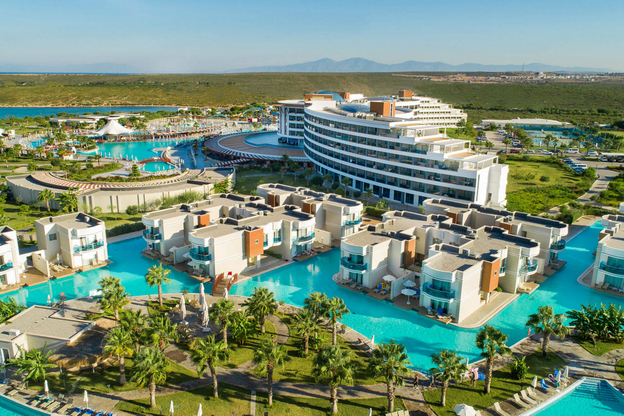 Aquasis Deluxe Resort & Spa