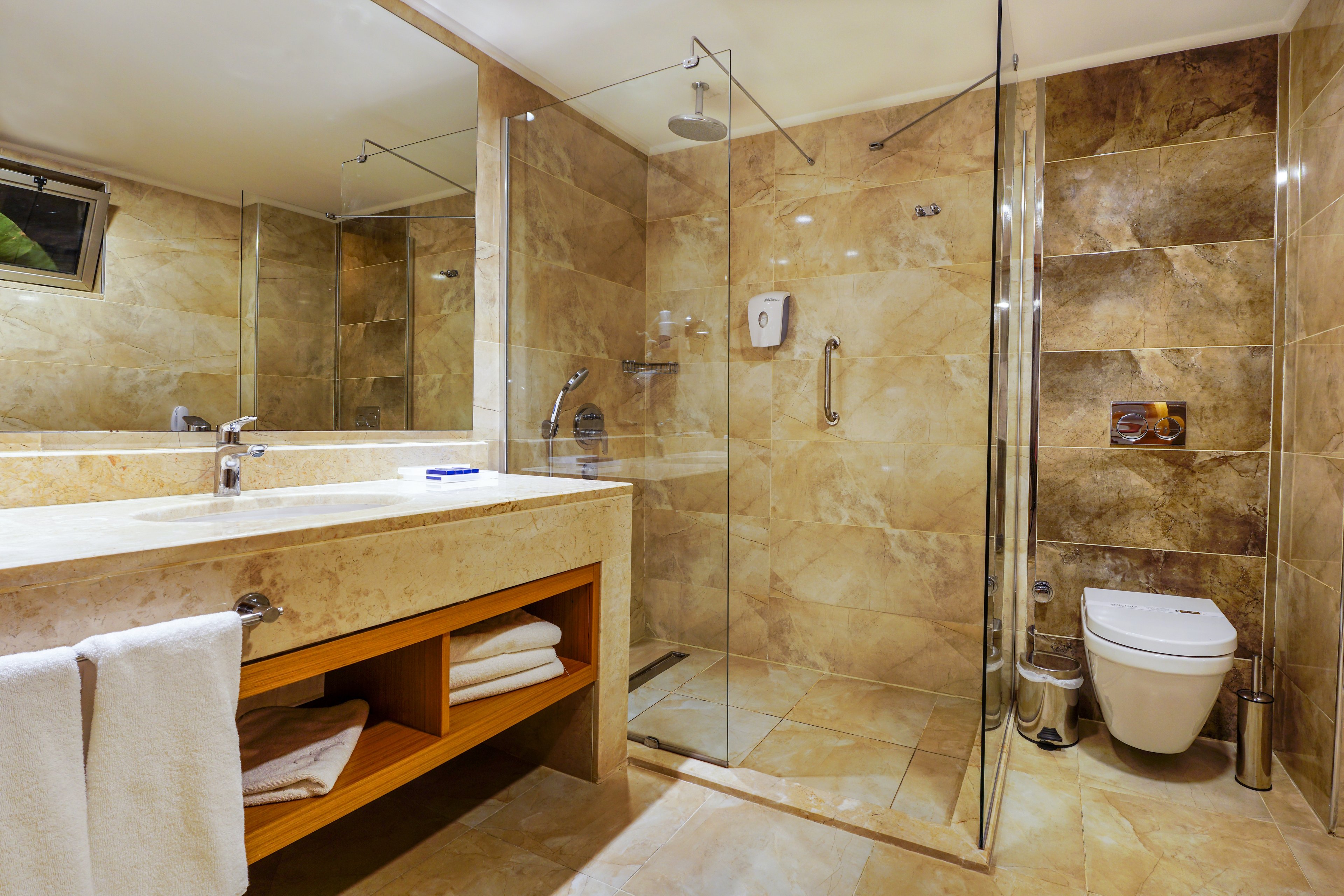 Aquasis Deluxe Resort & Spa