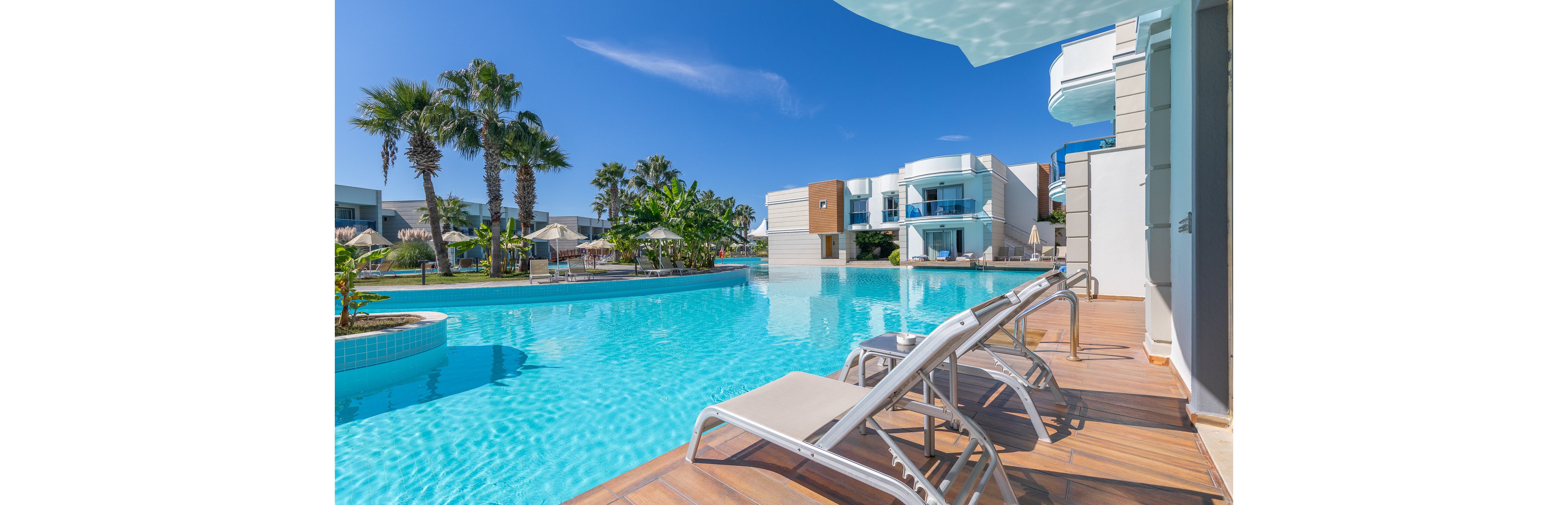 Aquasis Deluxe Resort & Spa