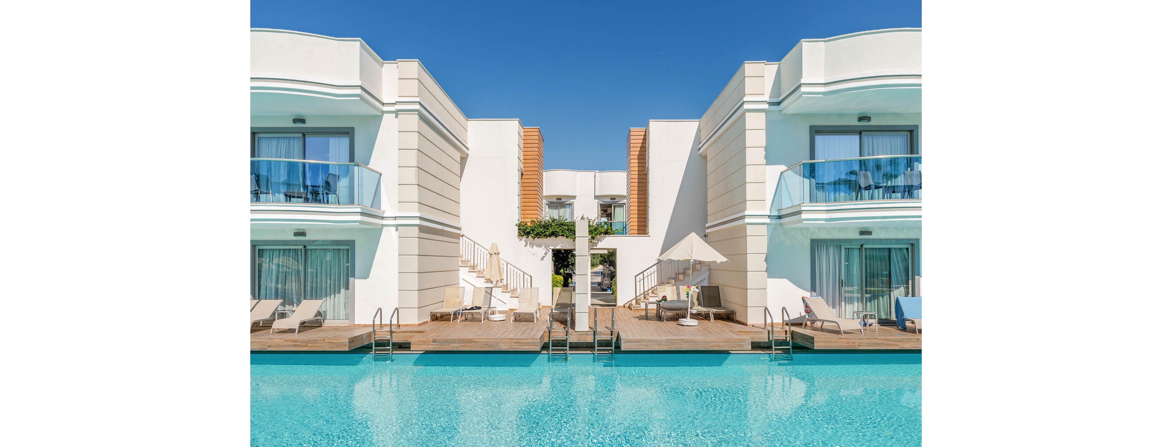 Aquasis Deluxe Resort & Spa