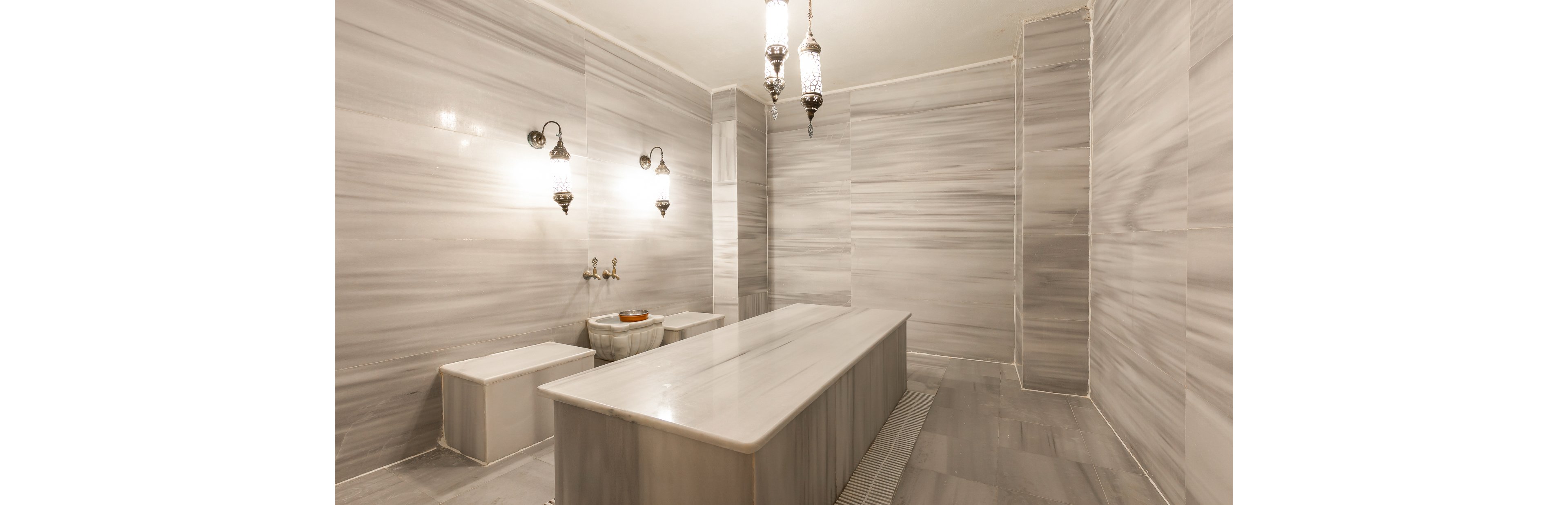 Aquasis Deluxe Resort & Spa