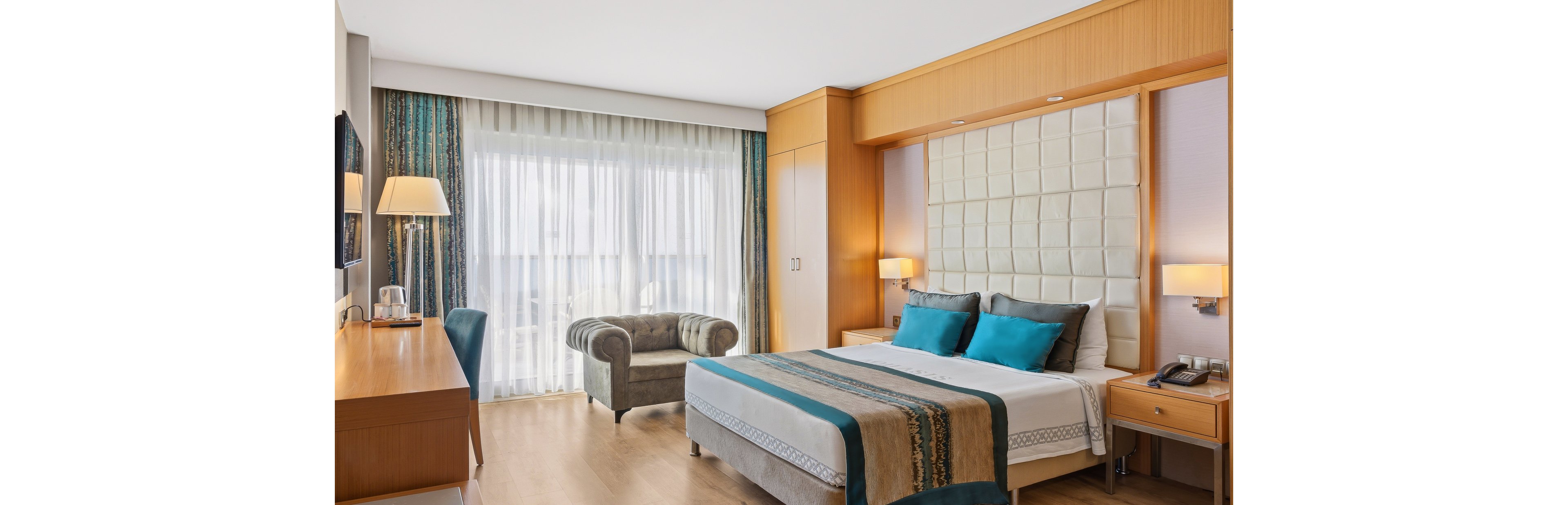 Aquasis Deluxe Resort & Spa