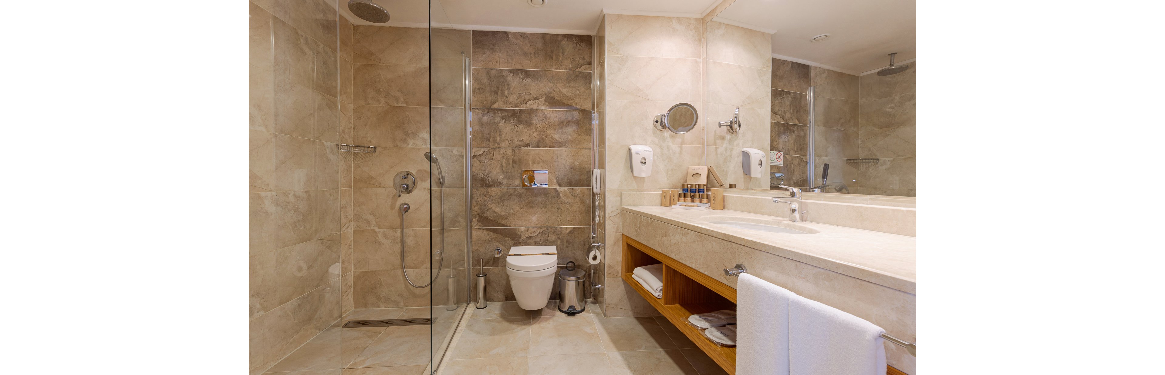 Aquasis Deluxe Resort & Spa
