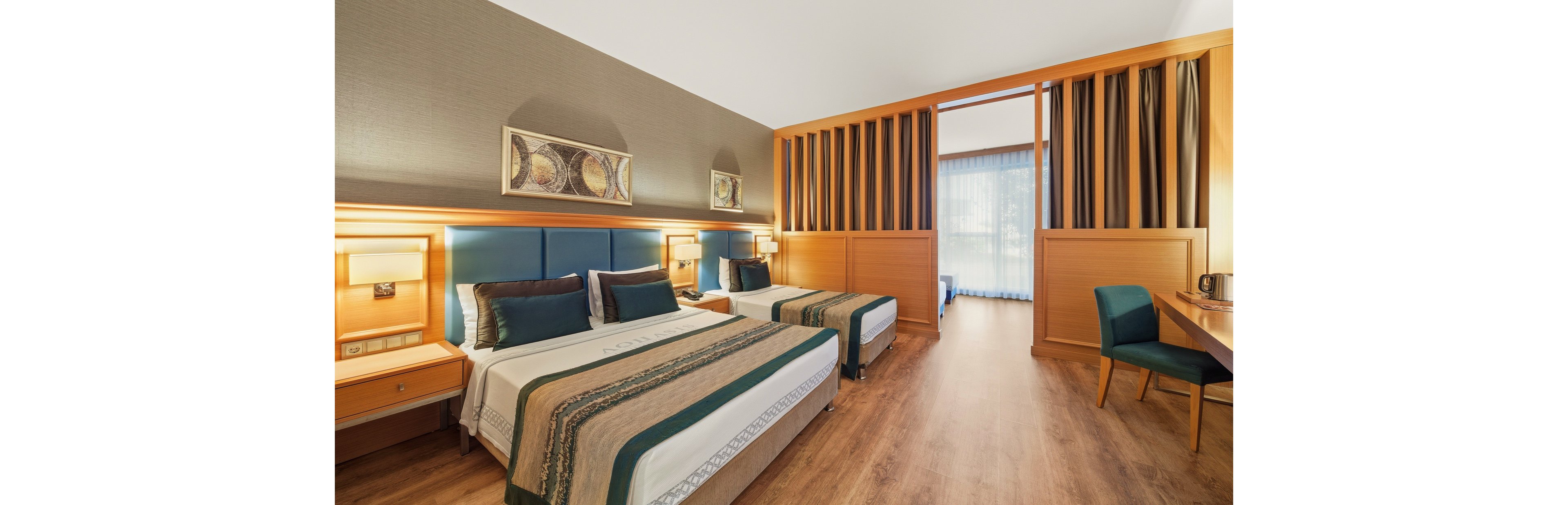 Aquasis Deluxe Resort & Spa