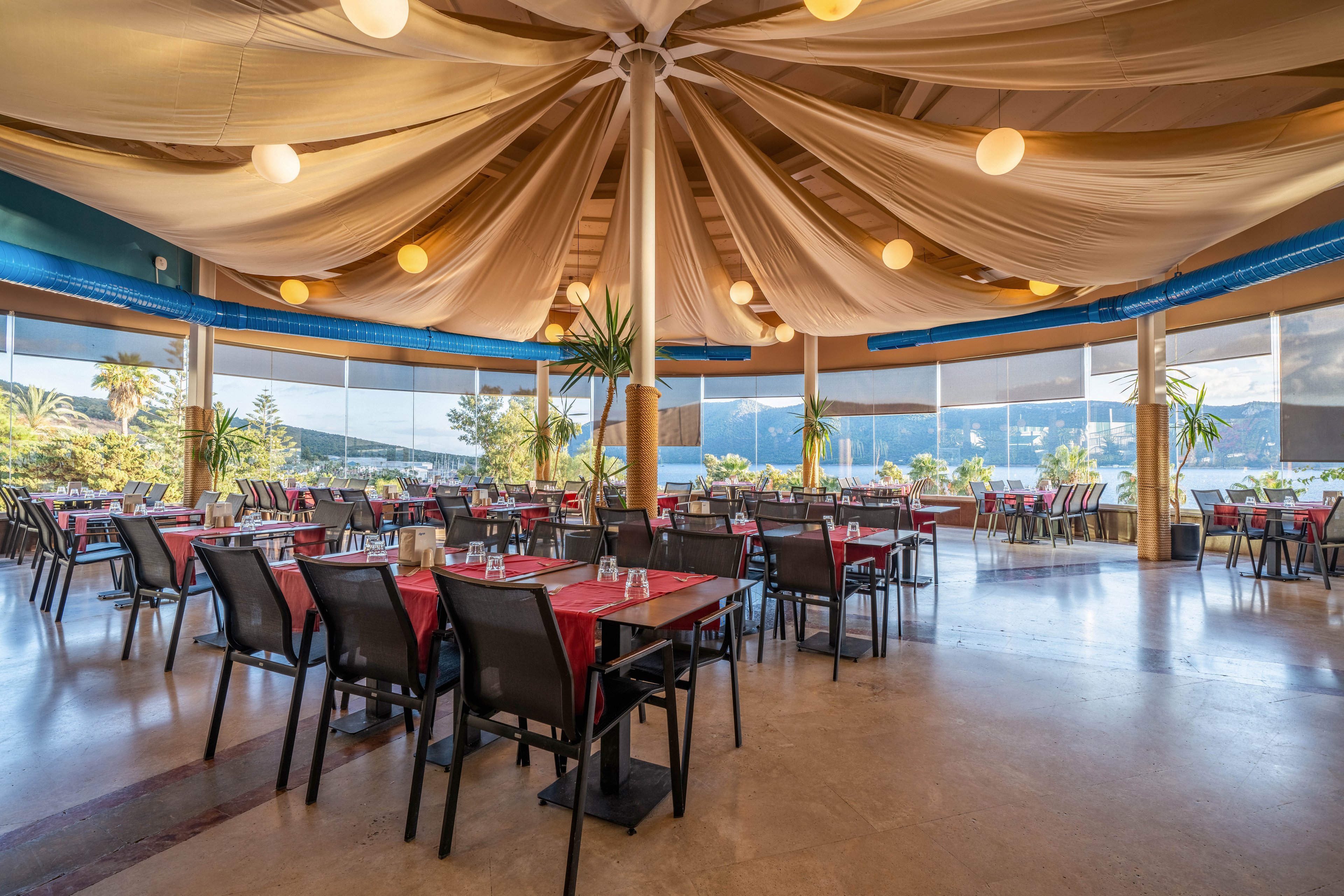 Bodrum Holiday Resort & Spa