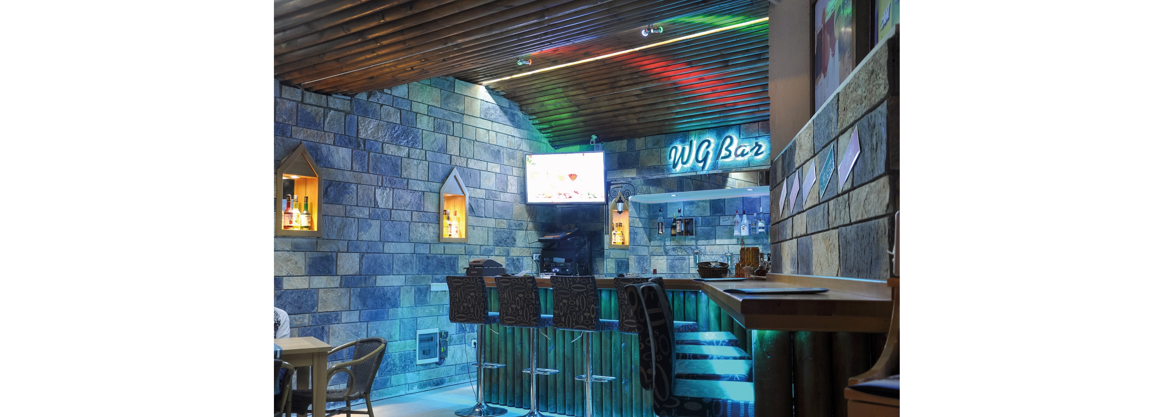 Watergarden Apartments by Agar