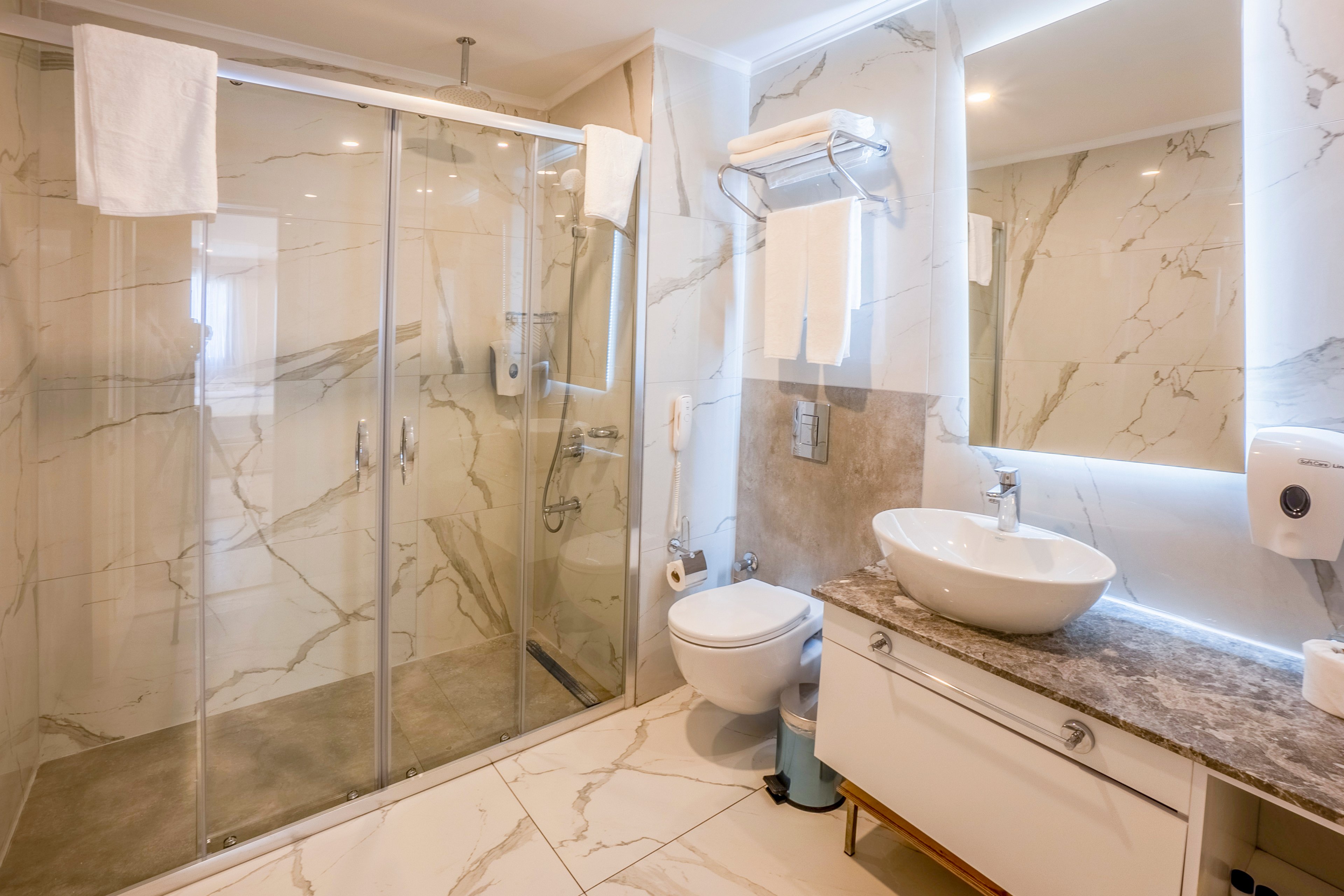 Long Beach Club Nature