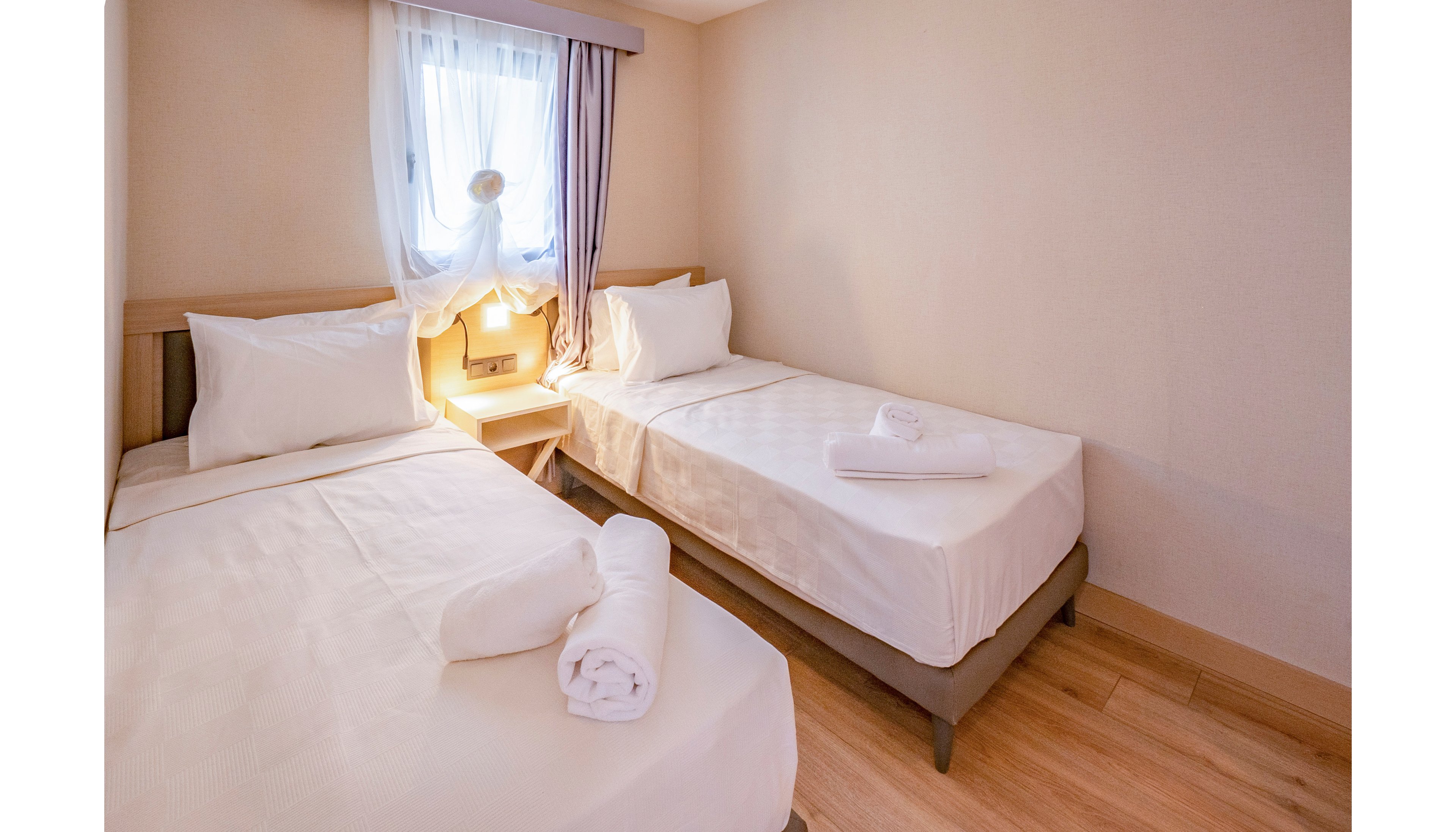 Long Beach Club Nature