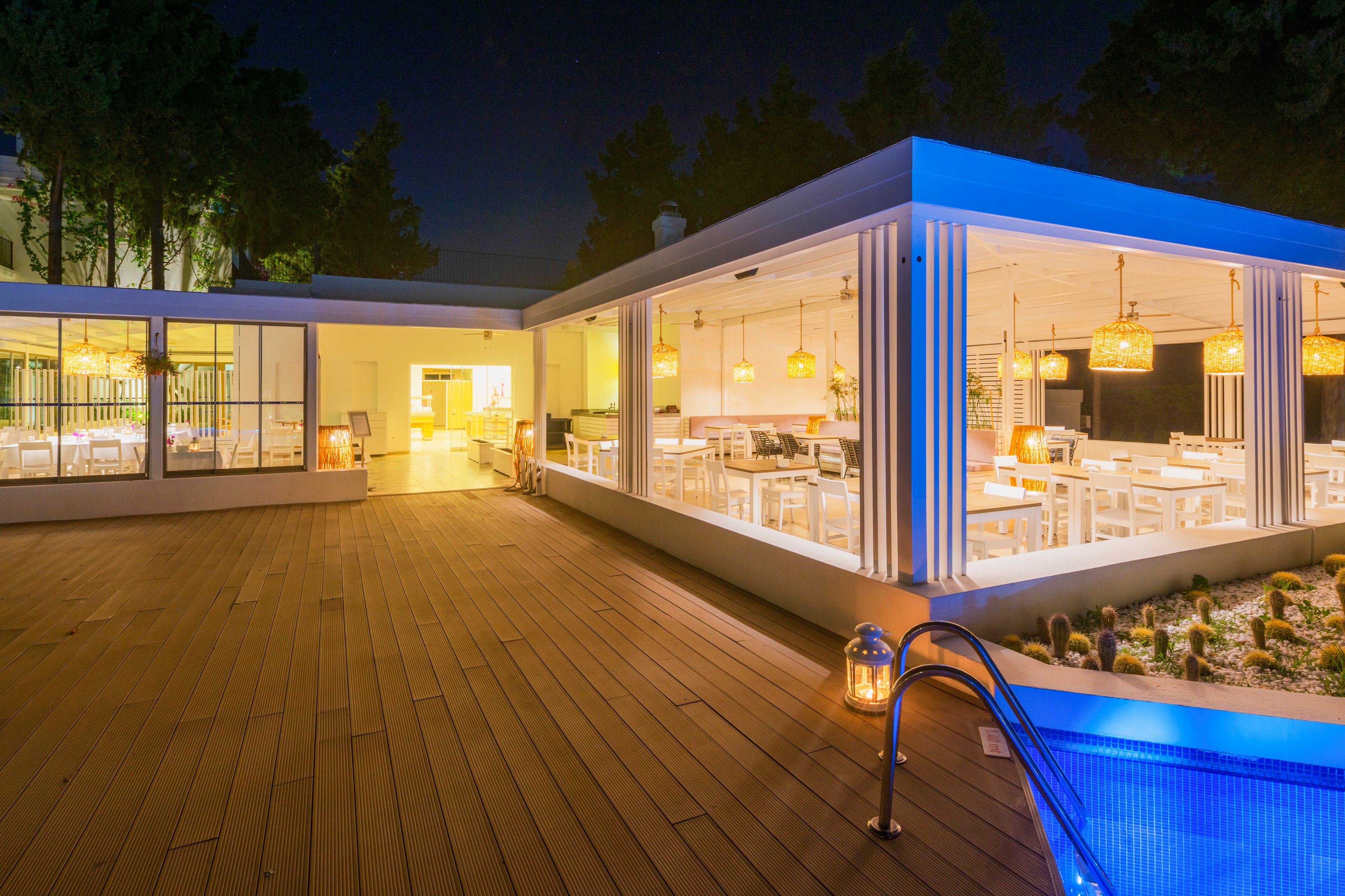 LIV Hotel by Bellazure