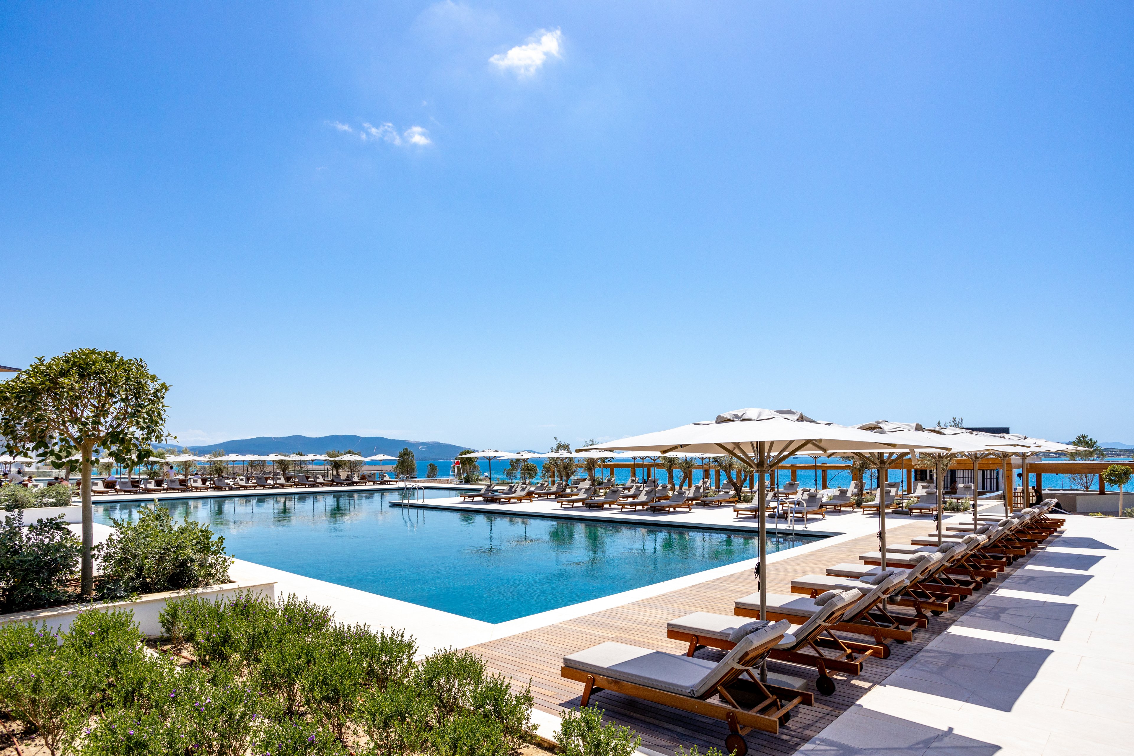 Anda Barut Collection