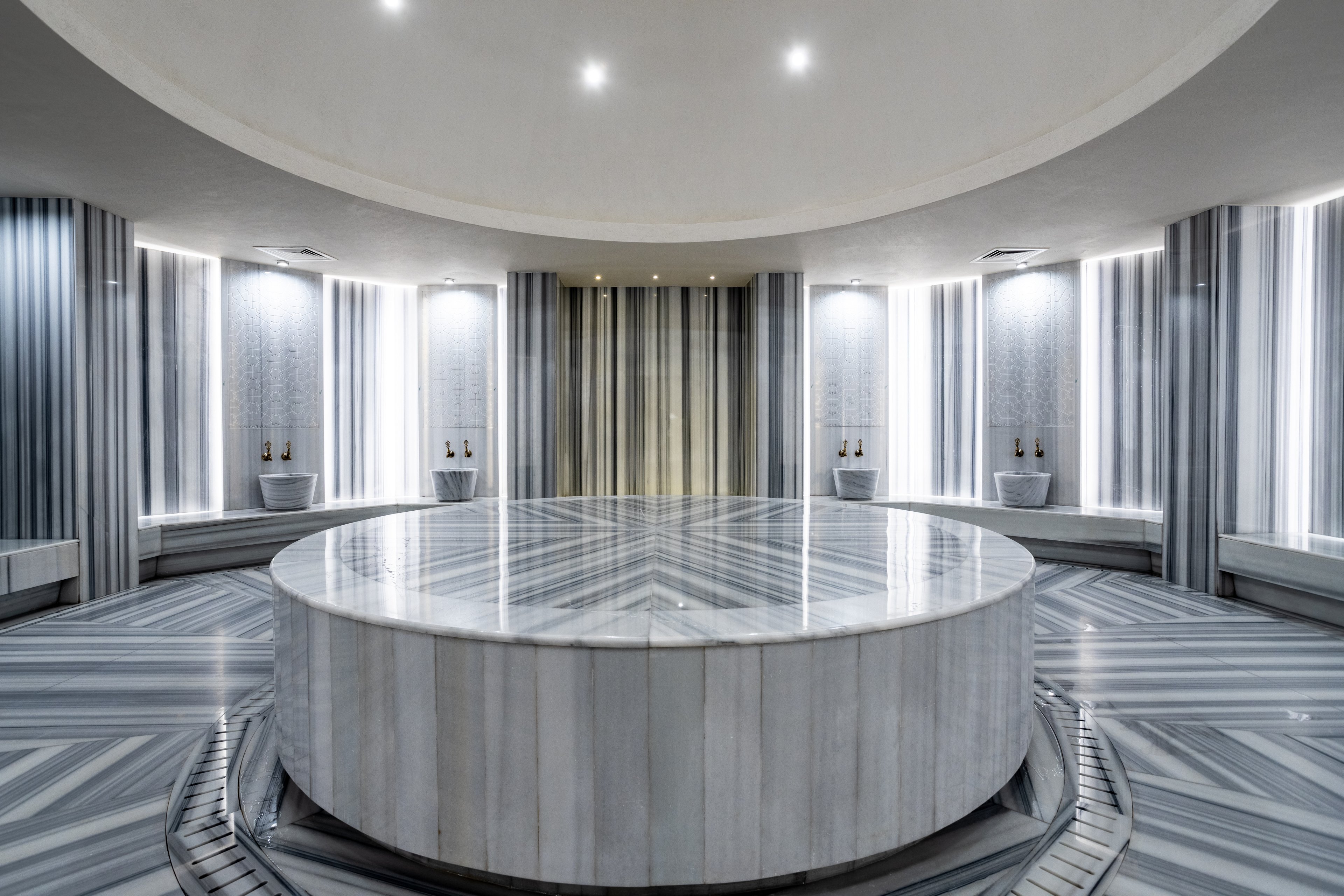 Anda Barut Collection