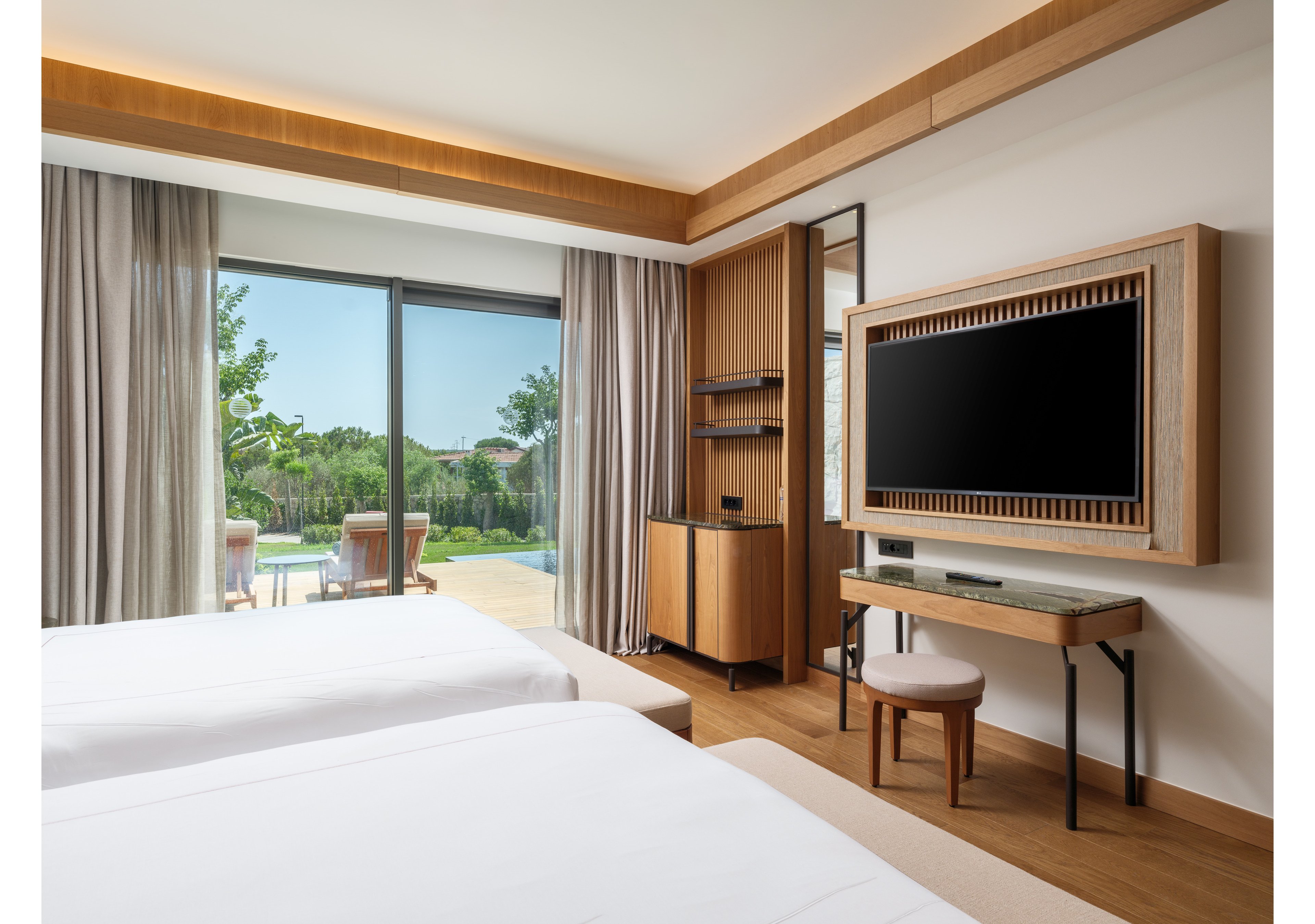 Anda Barut Collection