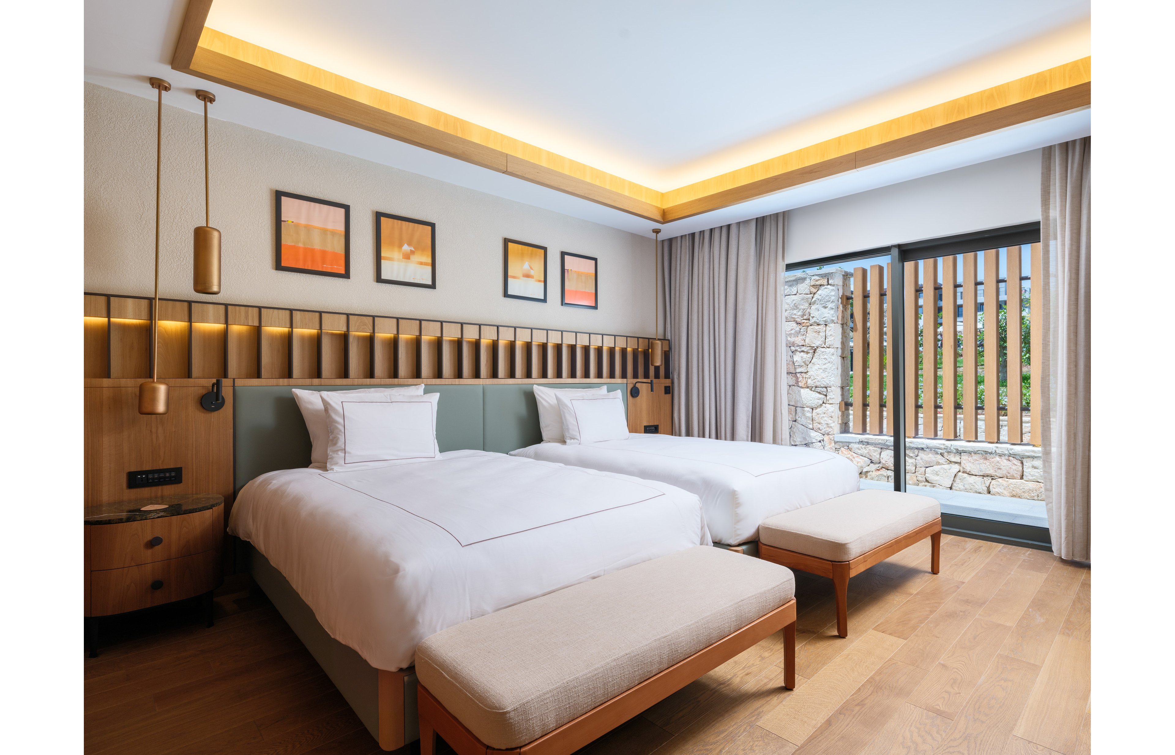 Anda Barut Collection.