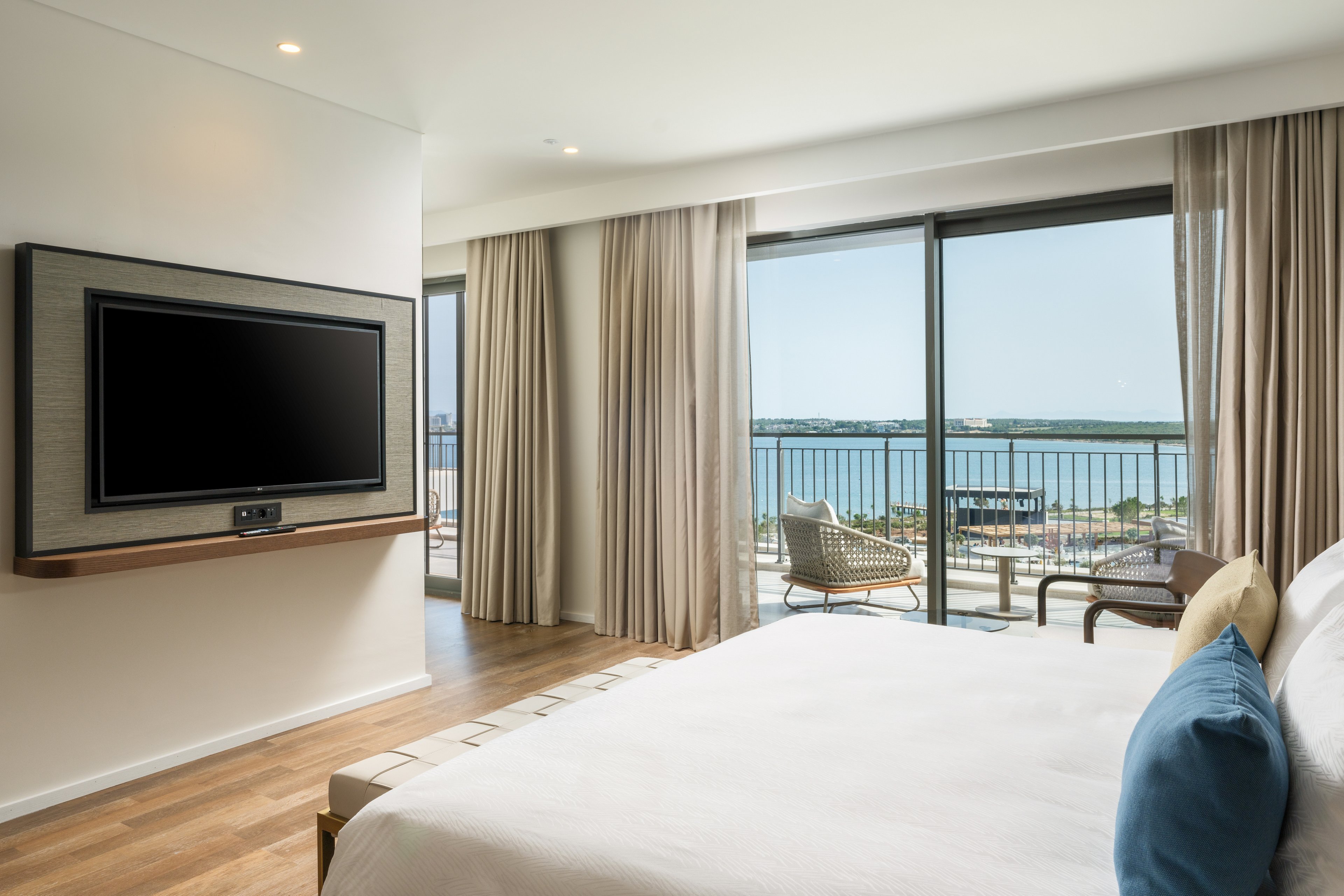 Anda Barut Collection.