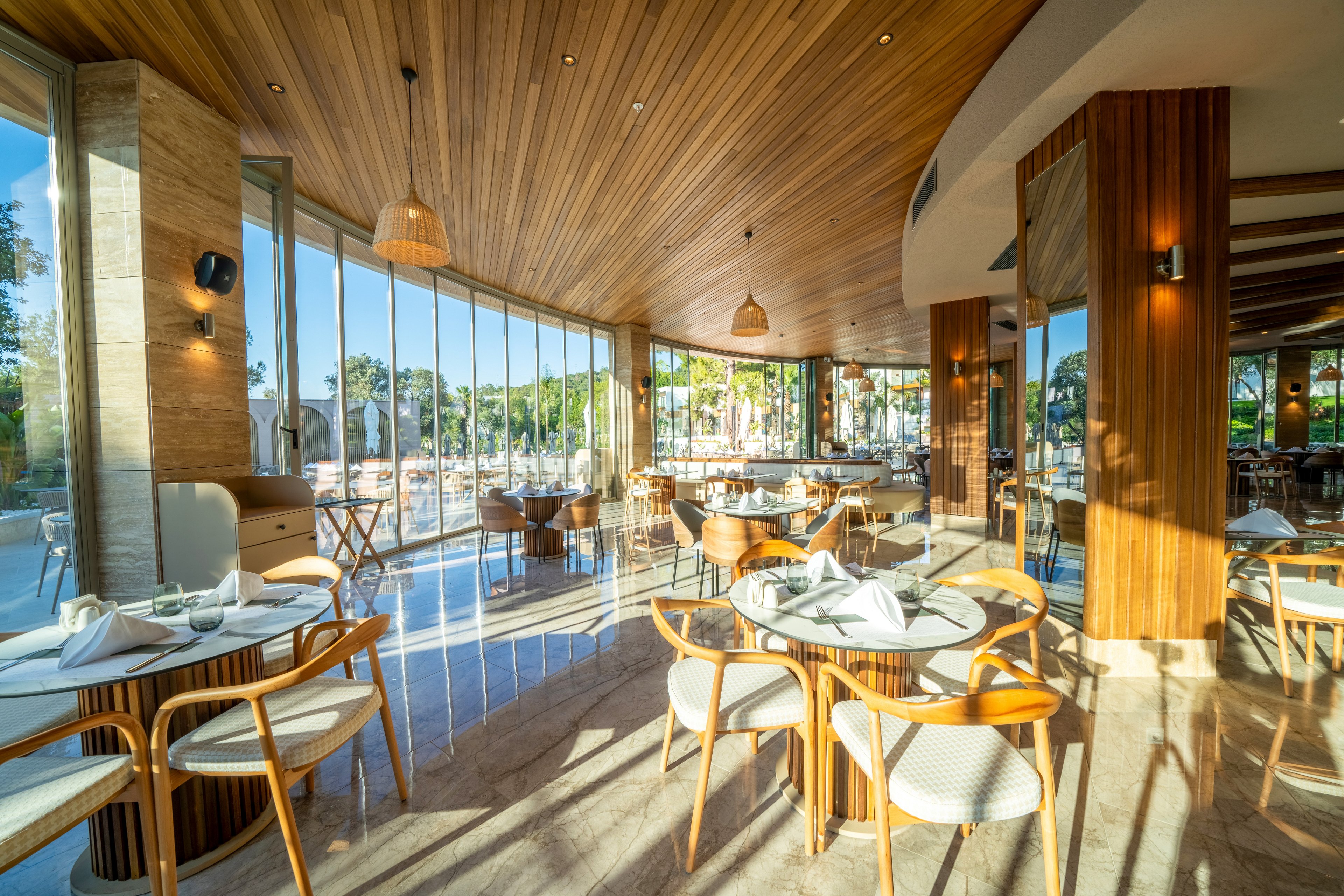 The Norm Collection Door'a