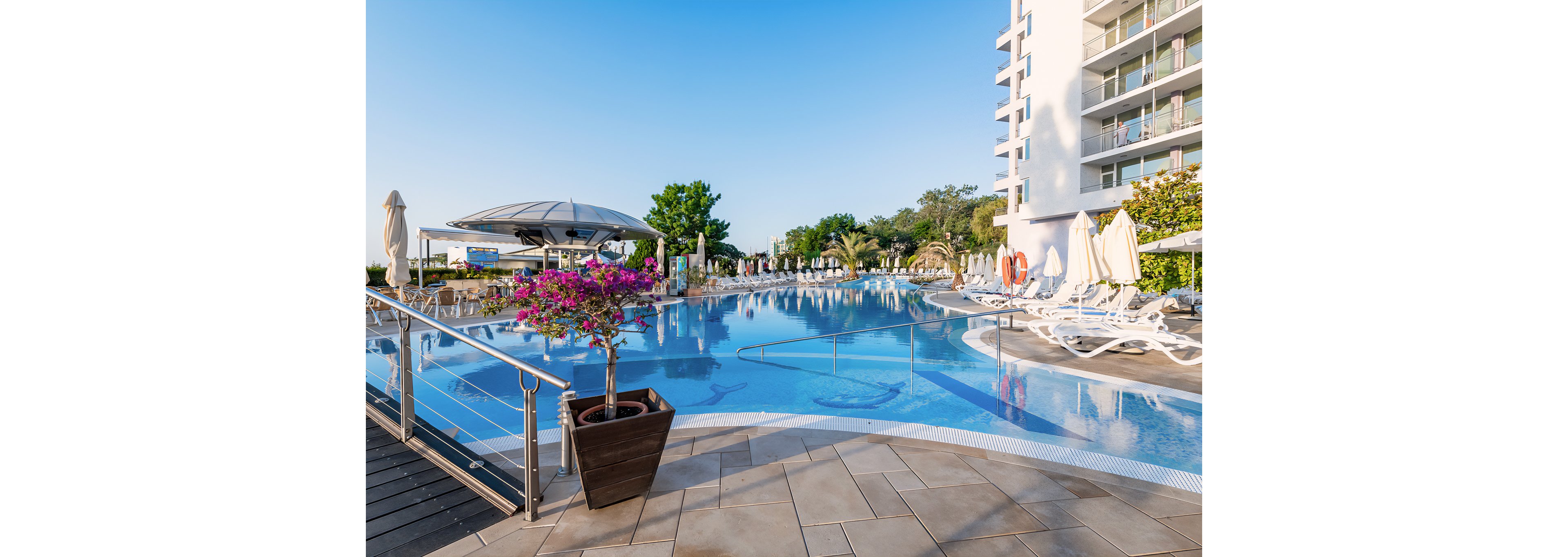 Sentido Neptun Beach