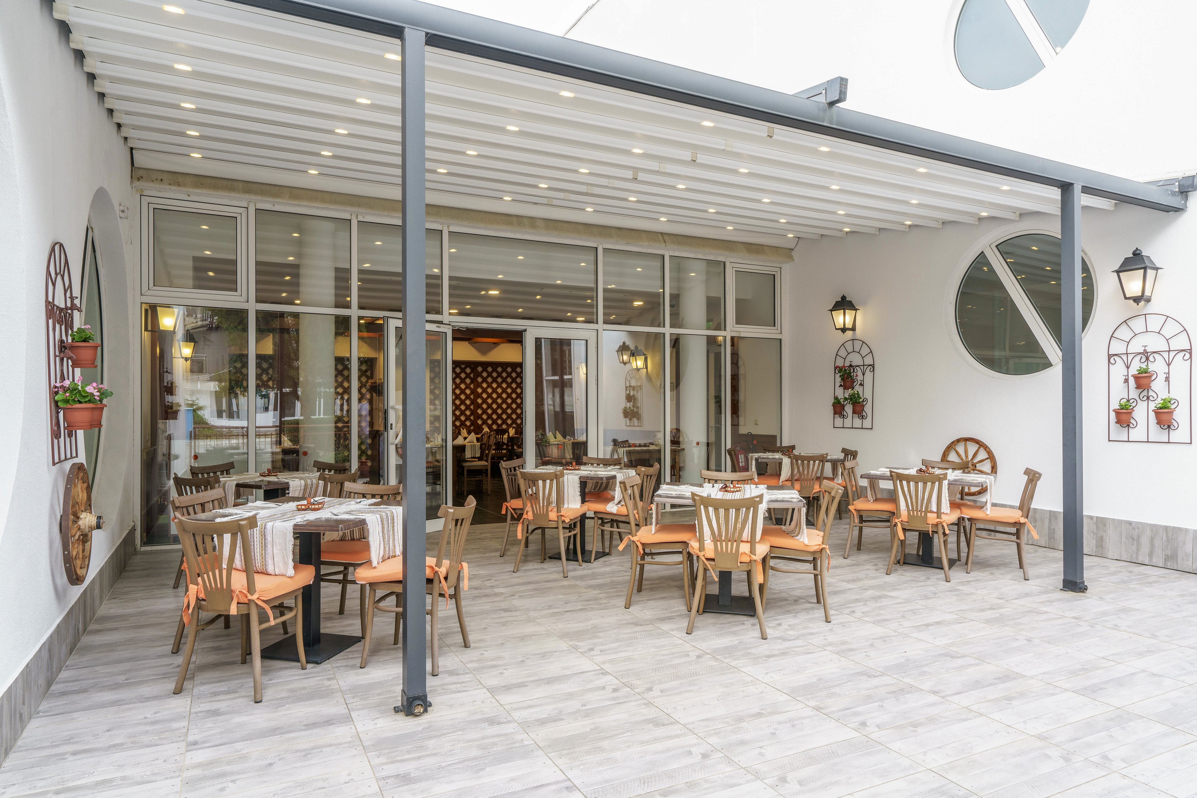 AluaSun Helios Beach