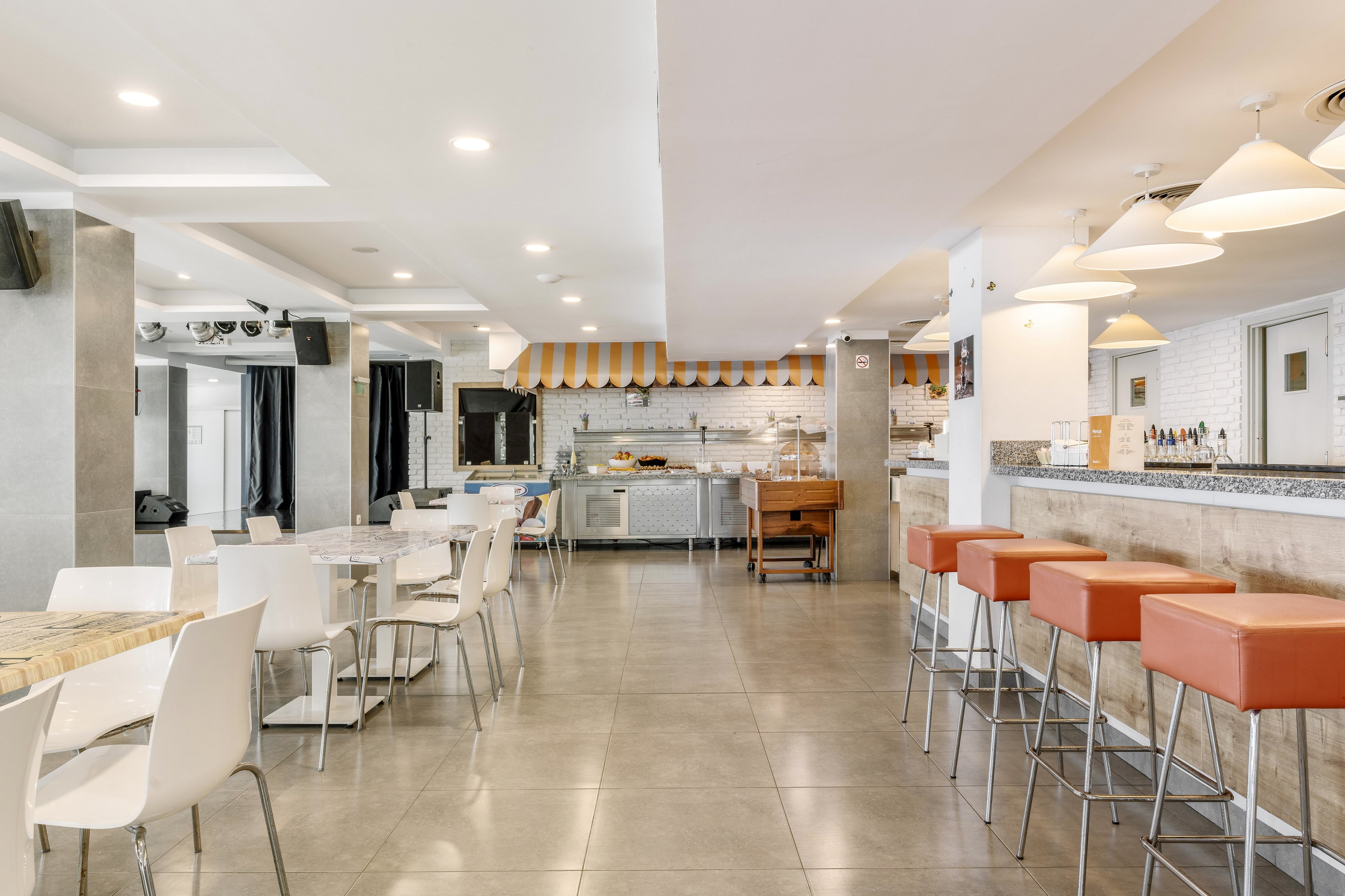 AluaSun Helios Beach