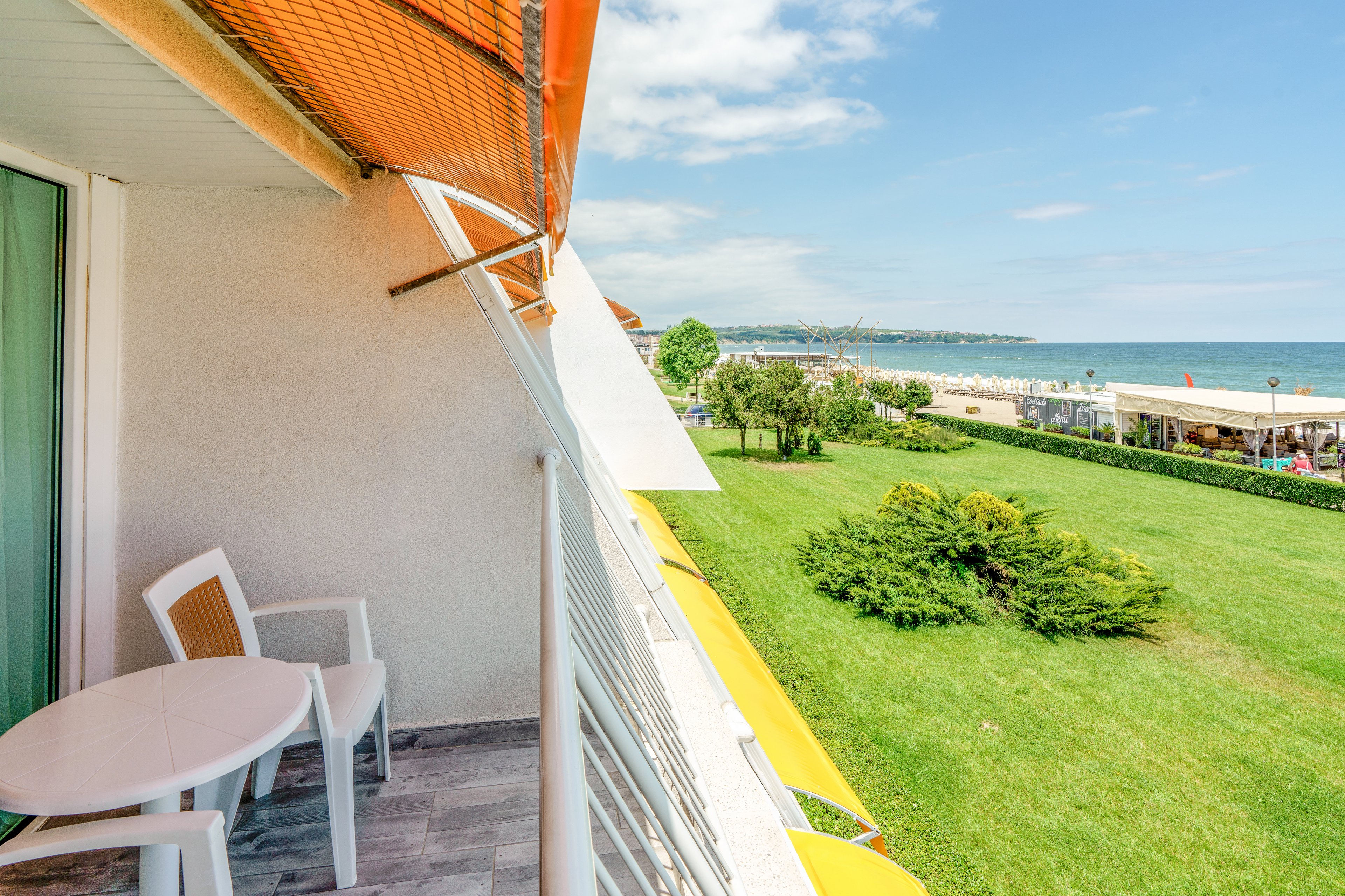 AluaSun Helios Beach