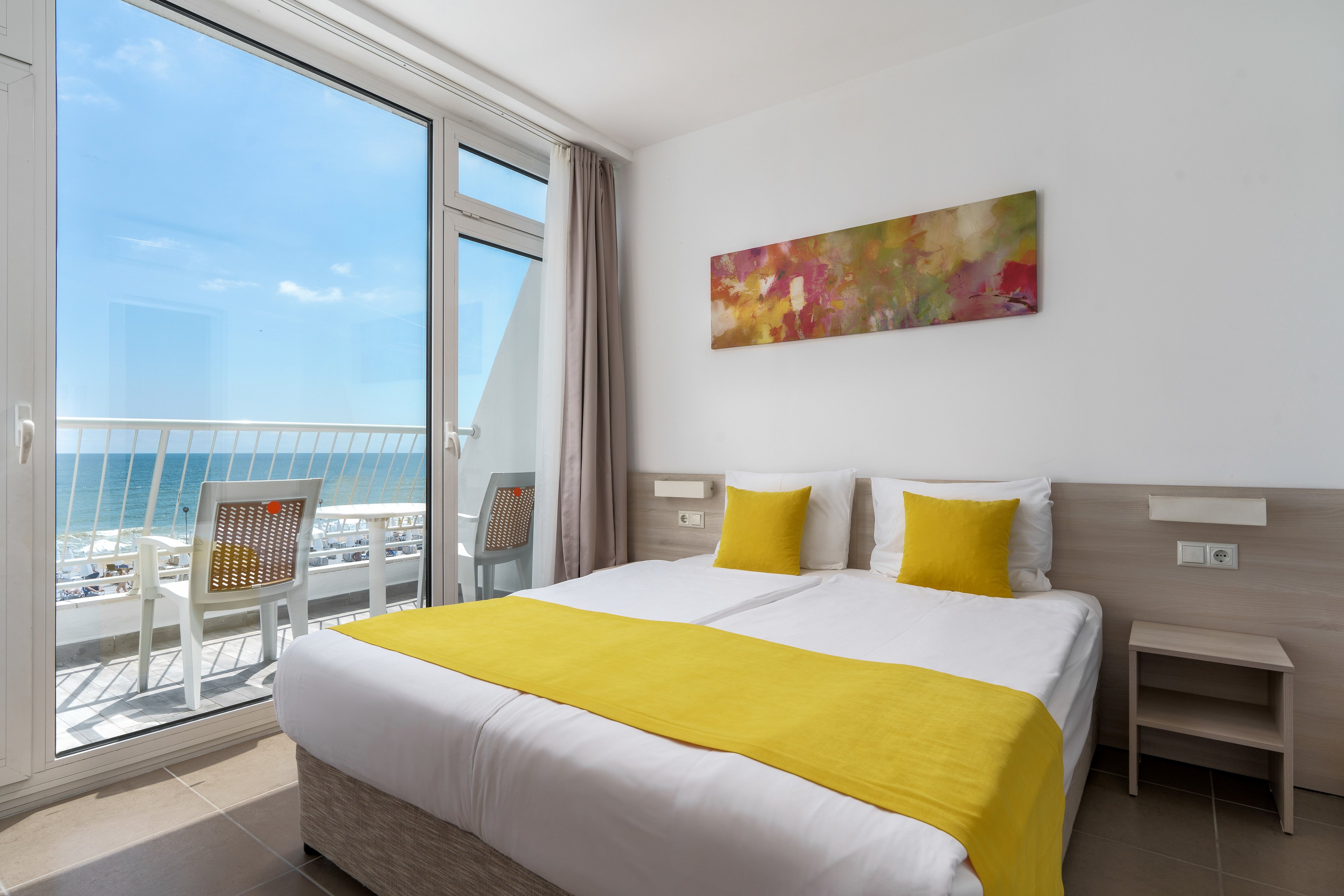 AluaSun Helios Beach