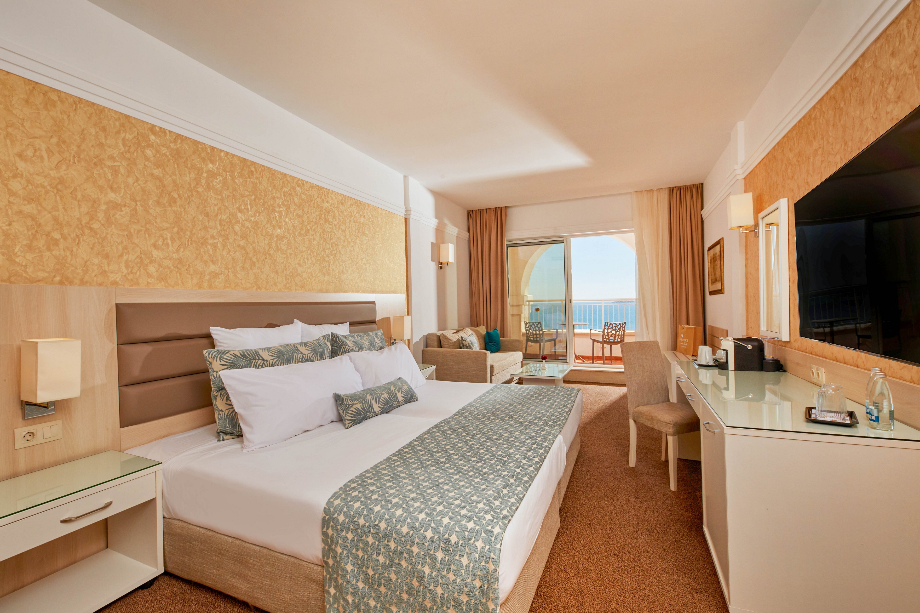 Dreams Sunny Beach Resort & Spa