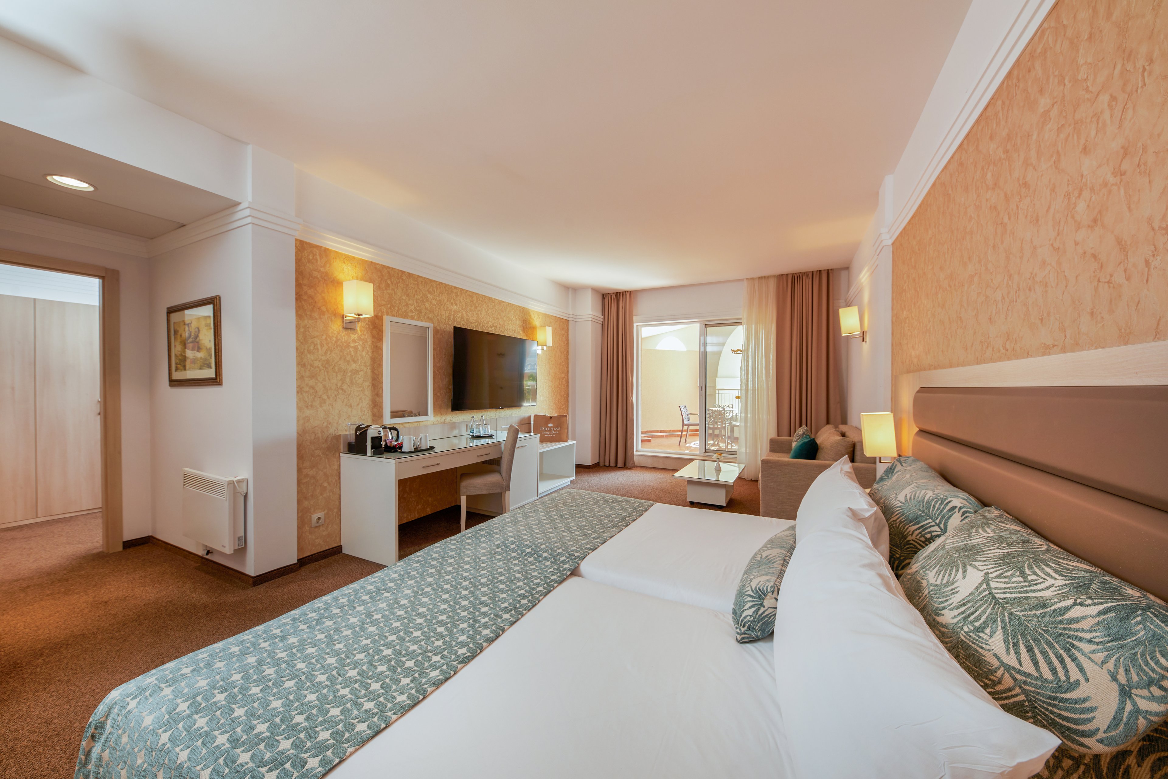 Dreams Sunny Beach Resort & Spa