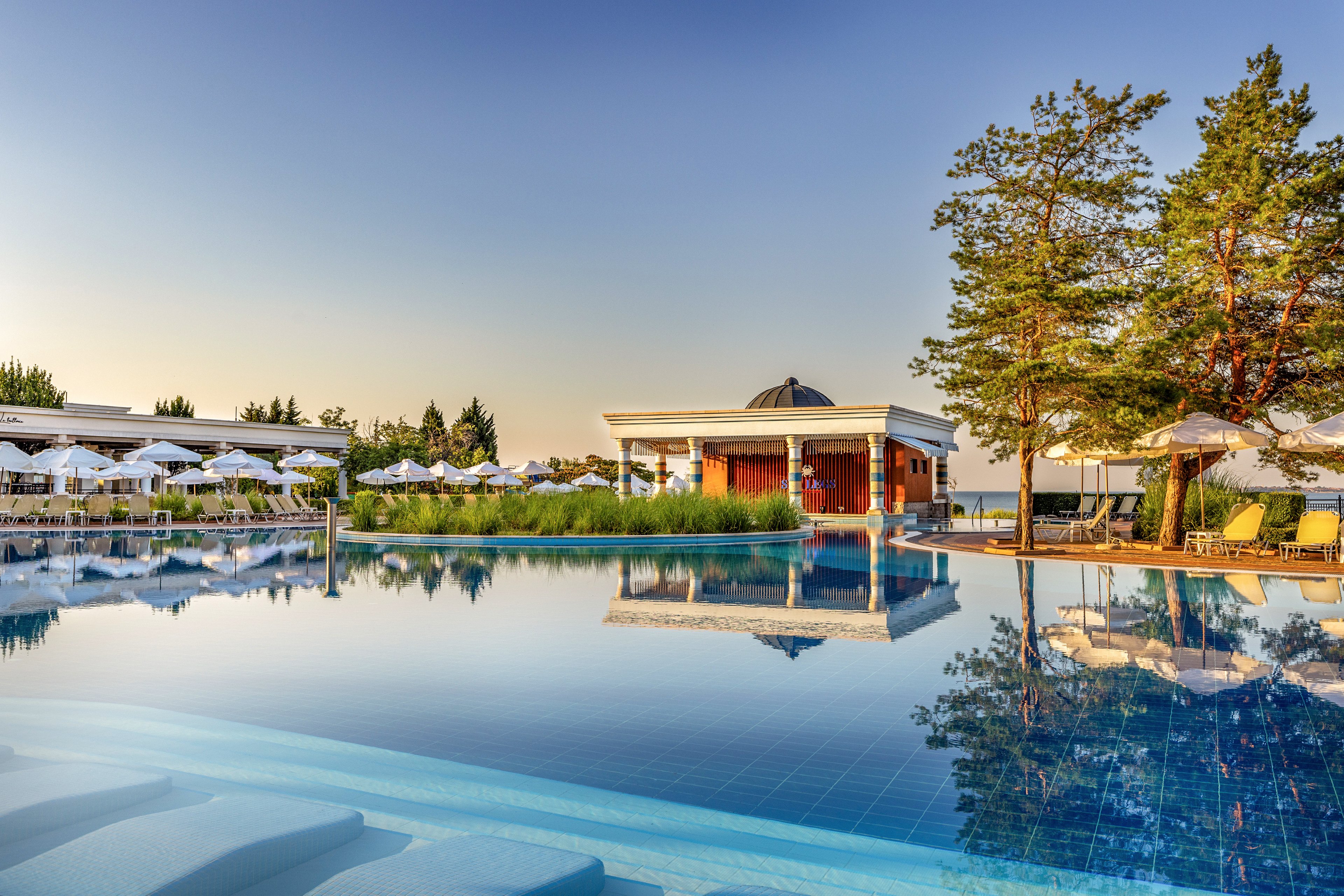 Dreams Sunny Beach Resort & Spa