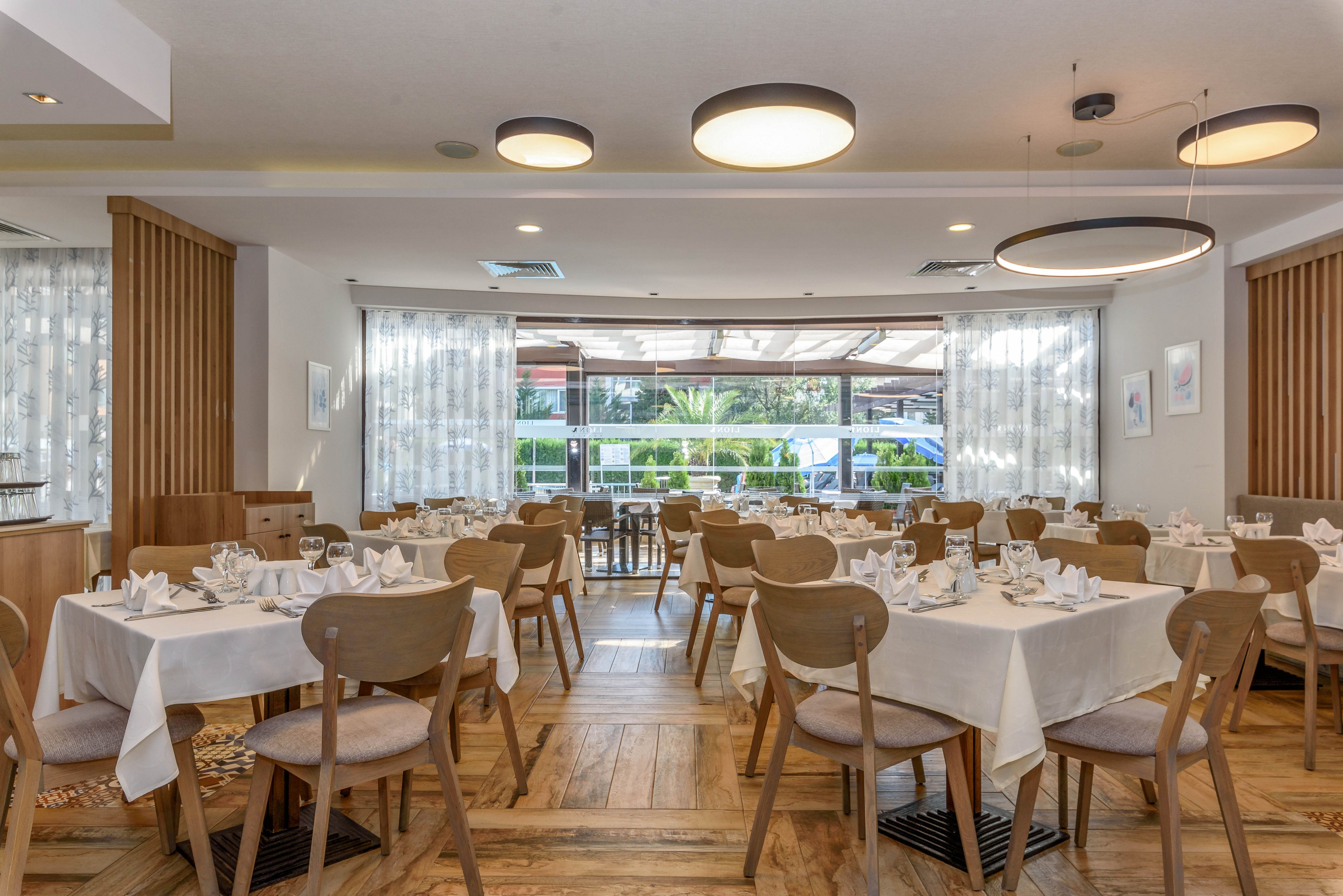 Lion Hotel Sunny Beach