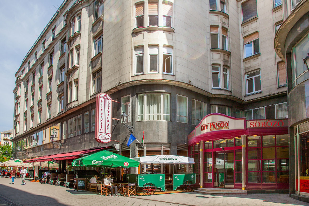 City Hotel Pilvax