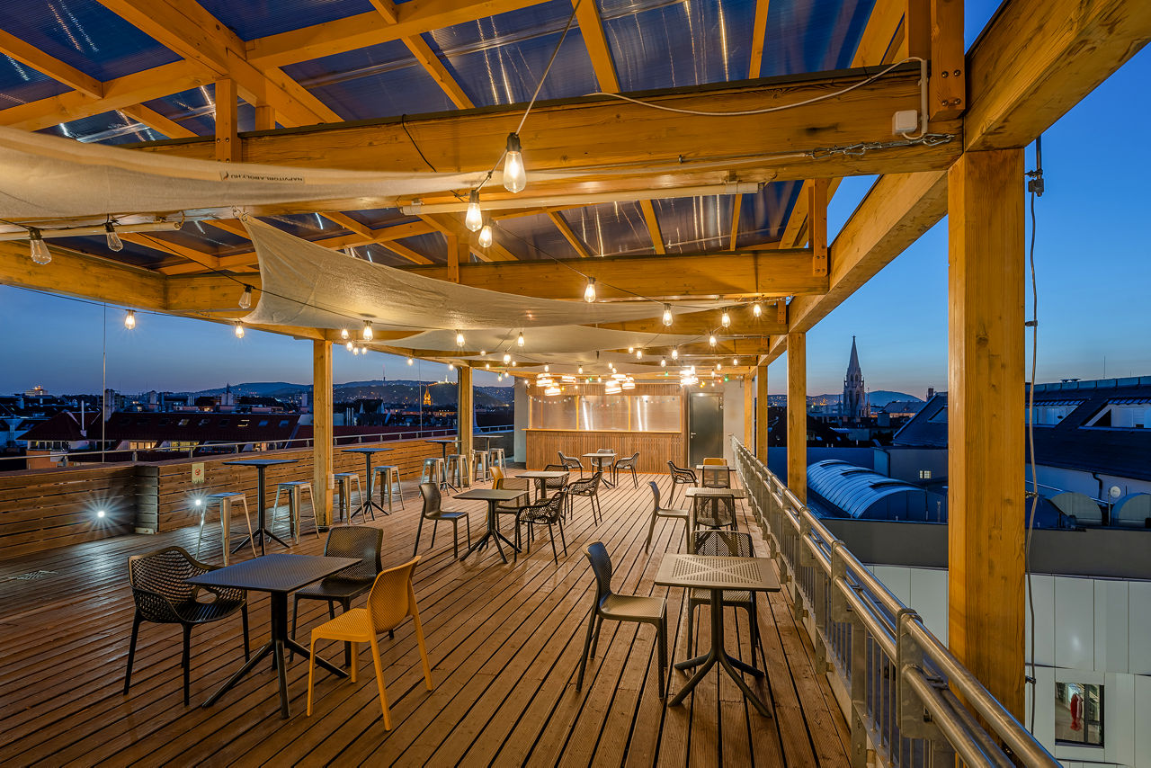 Dean's Home Budapest