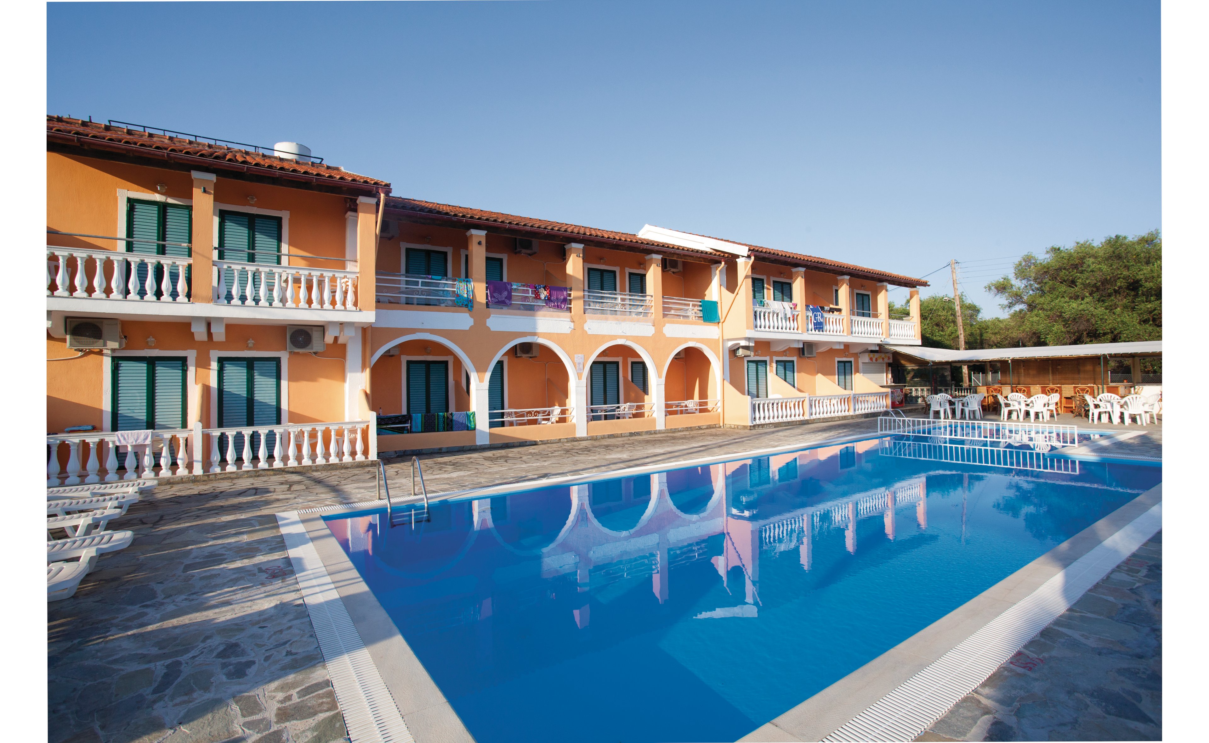 Valentinos Apartments