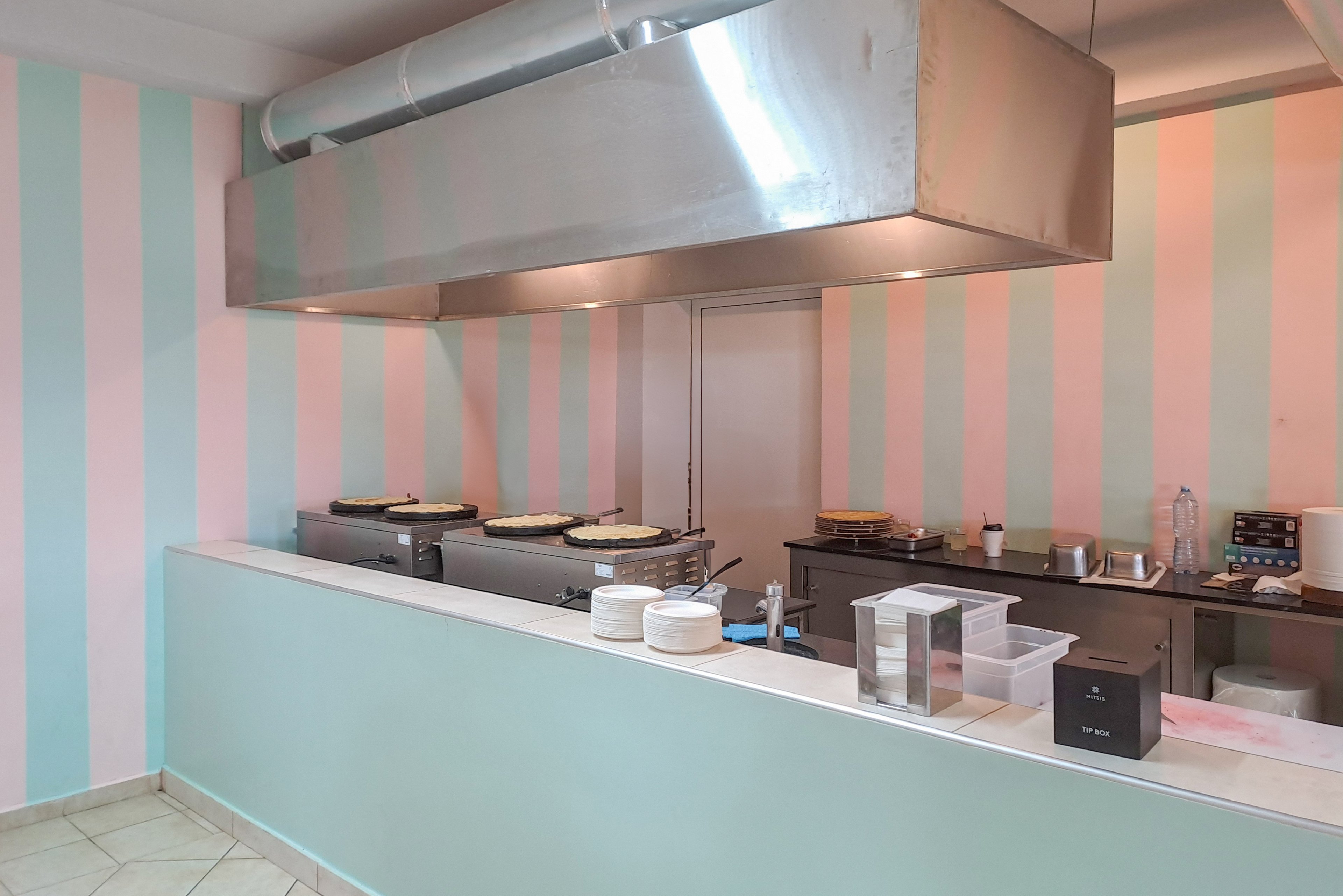 Canvas by Mitsis Messonghi