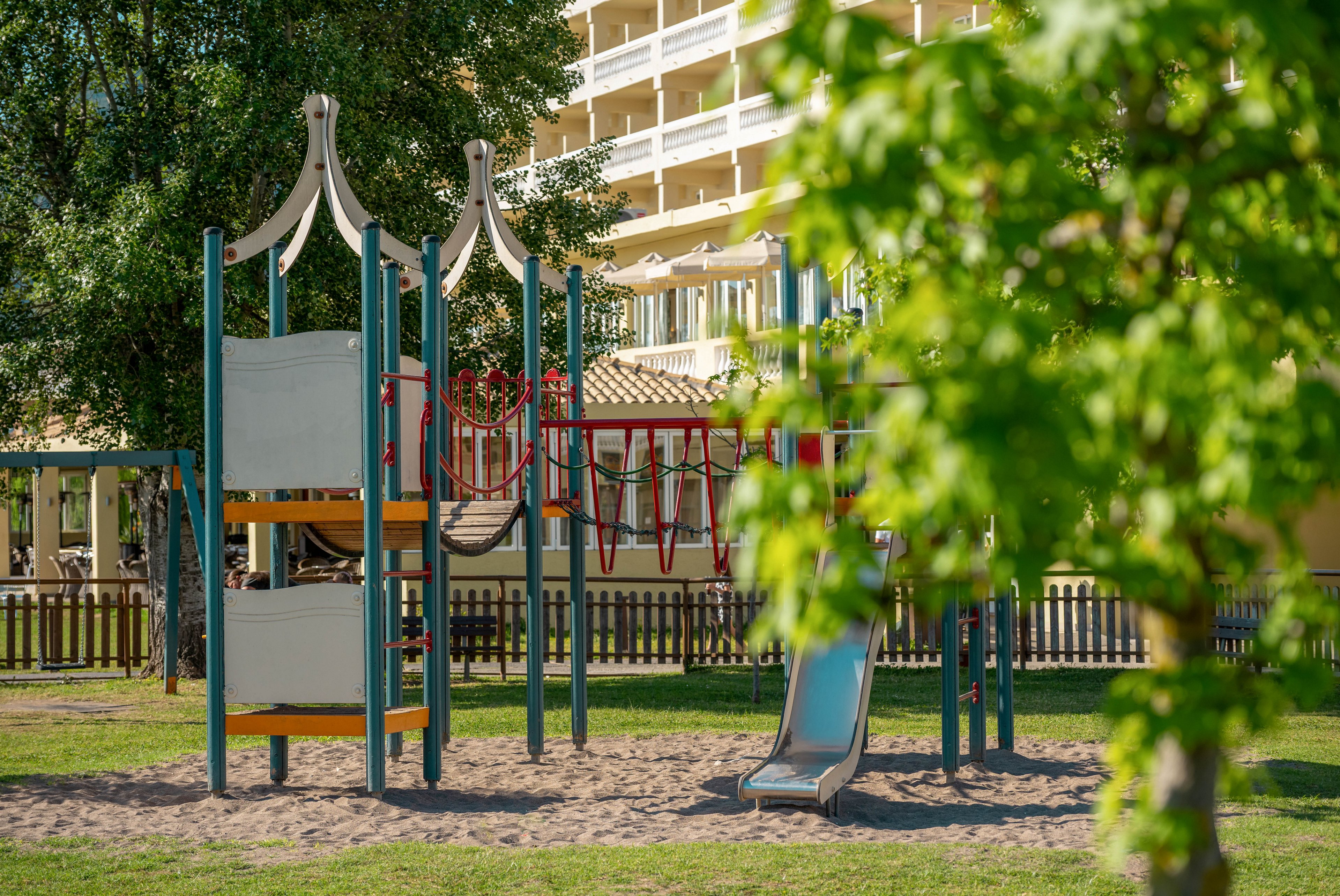 Canvas by Mitsis Messonghi