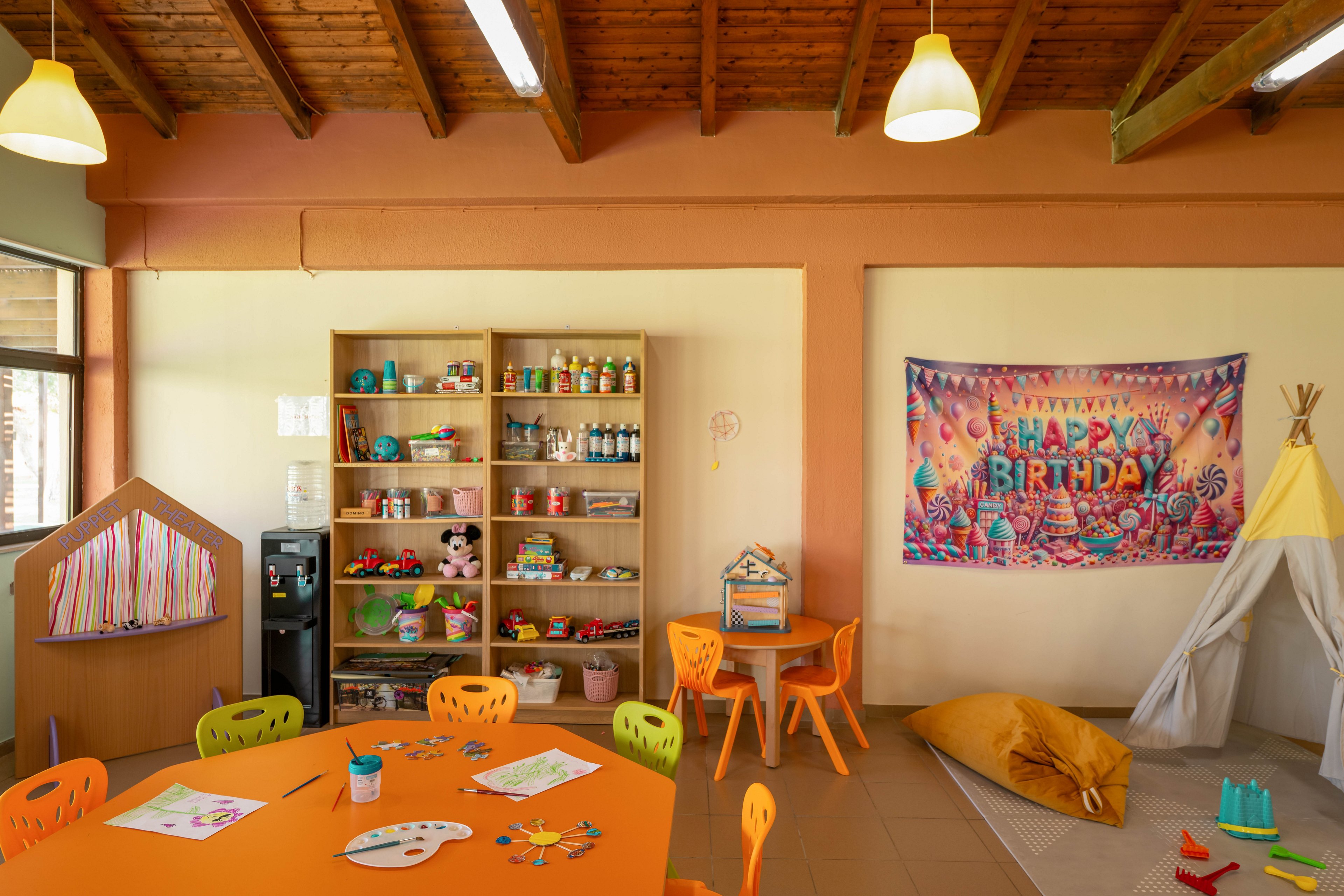 Canvas by Mitsis Messonghi