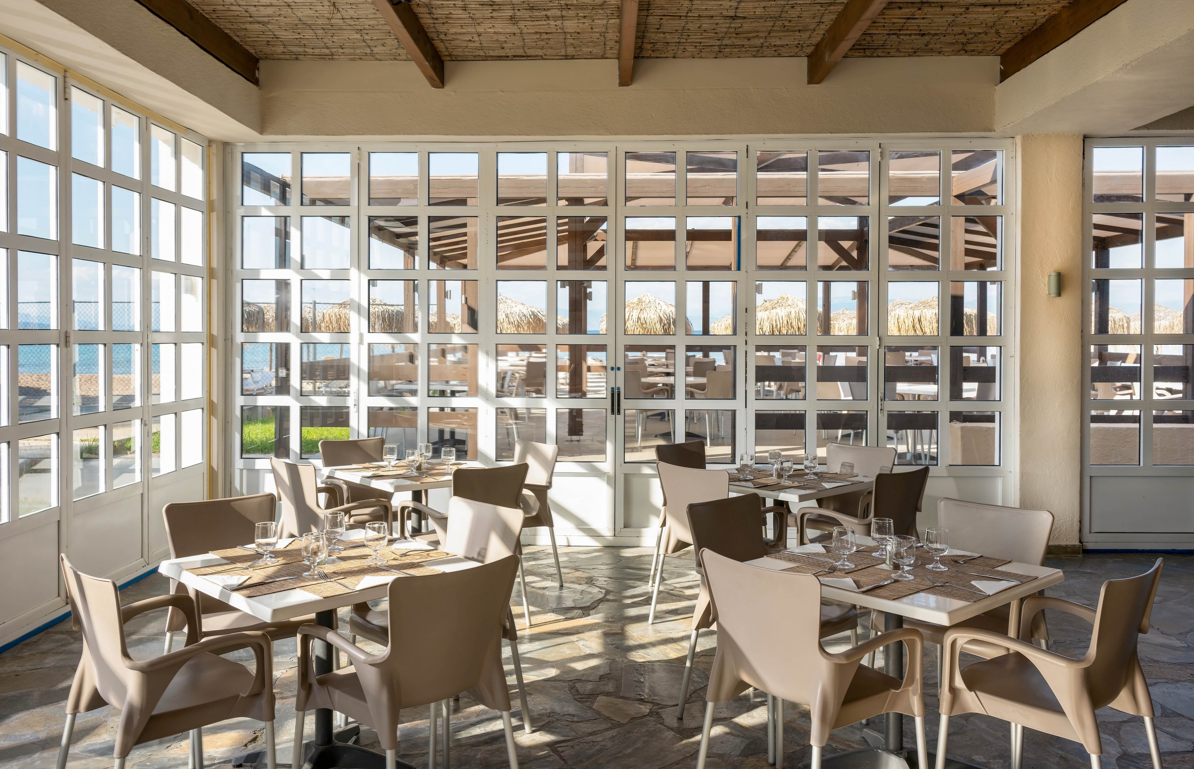 Canvas by Mitsis Messonghi