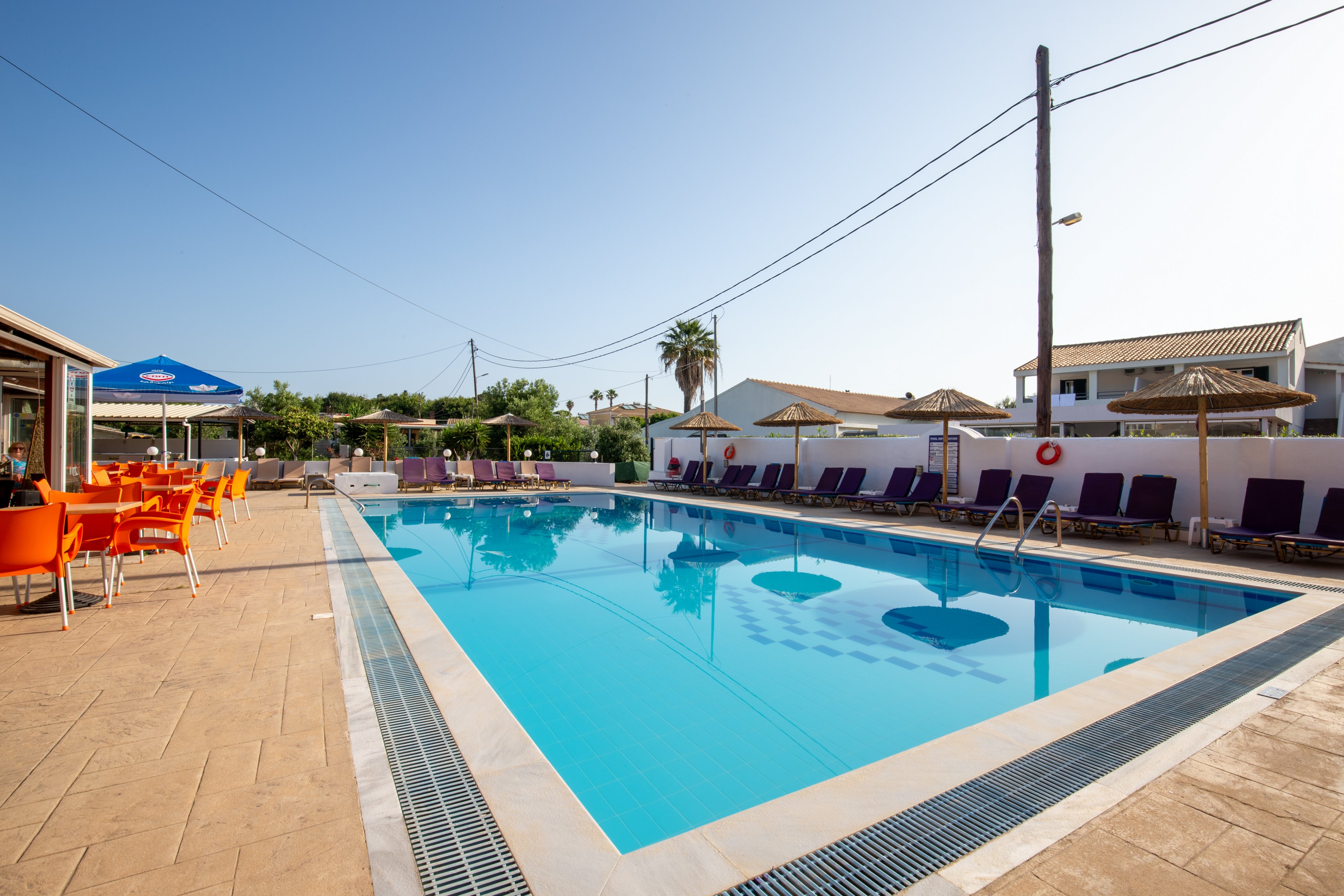 Luisa Studios & Apartments