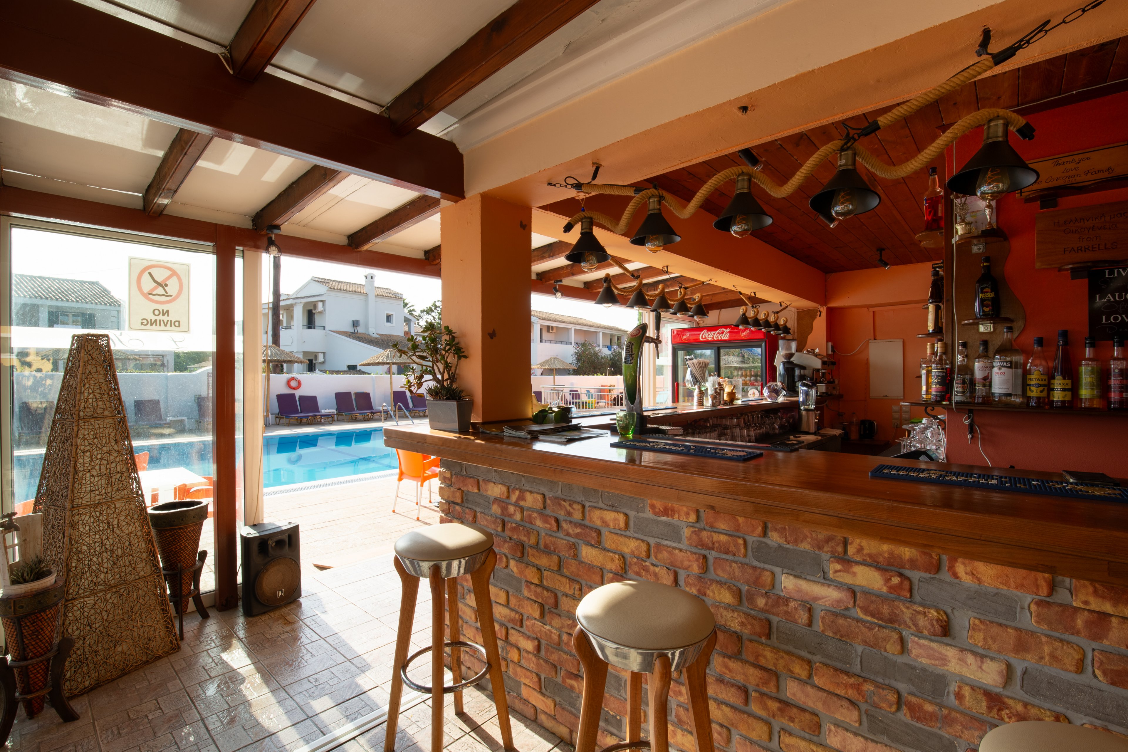 Luisa Studios & Apartments