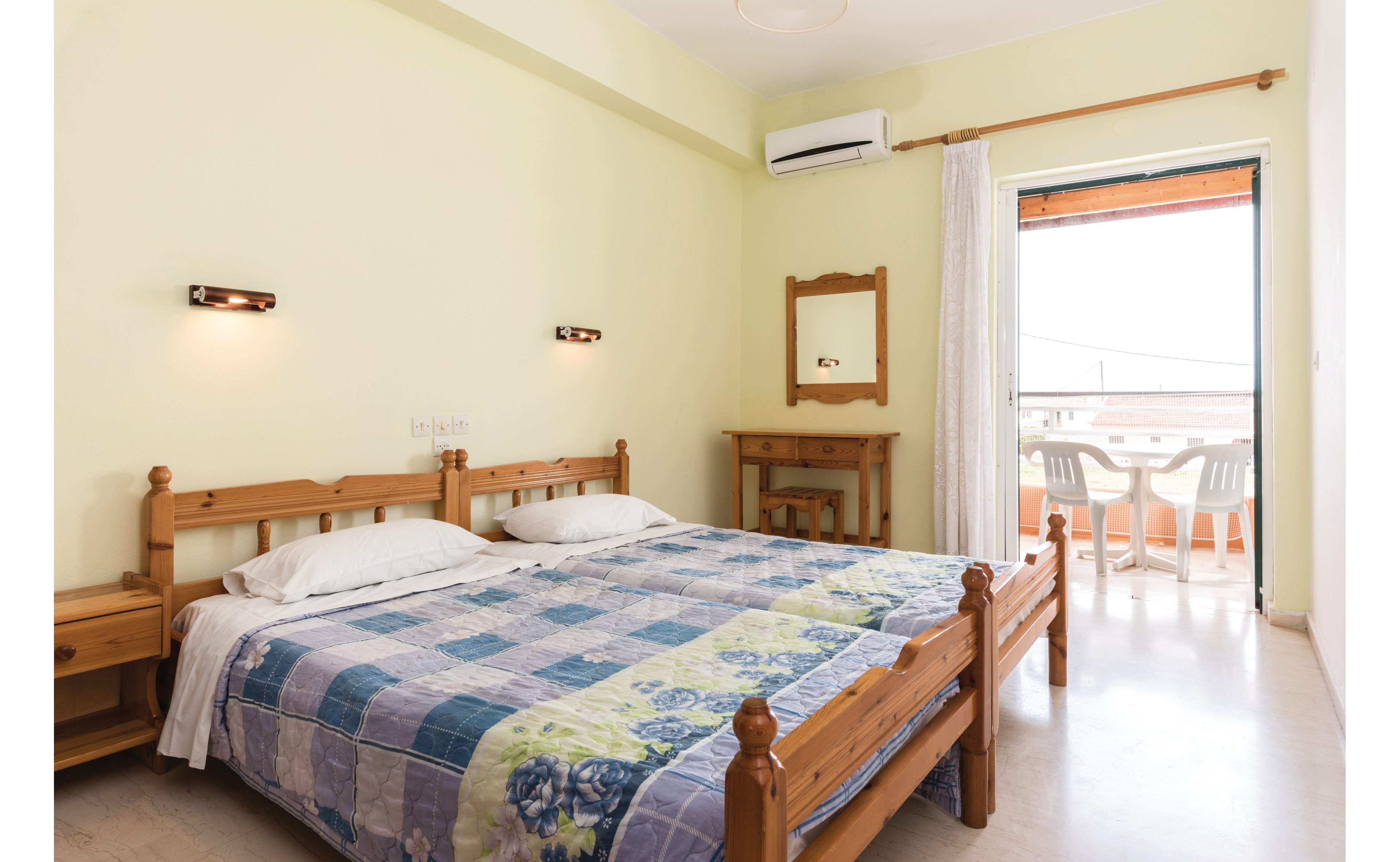 Valentinos Apartments