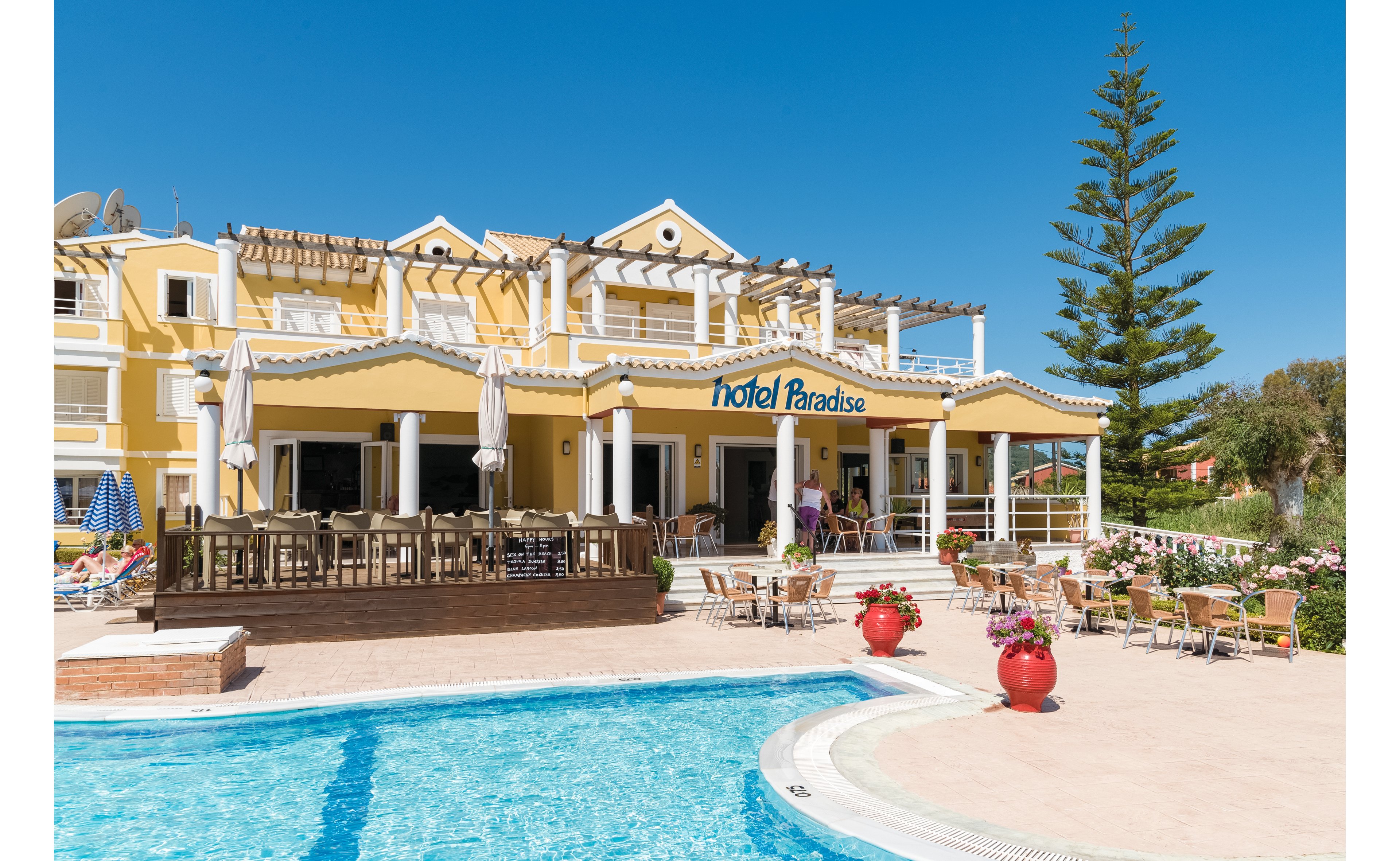 Paradise Hotel Apartments