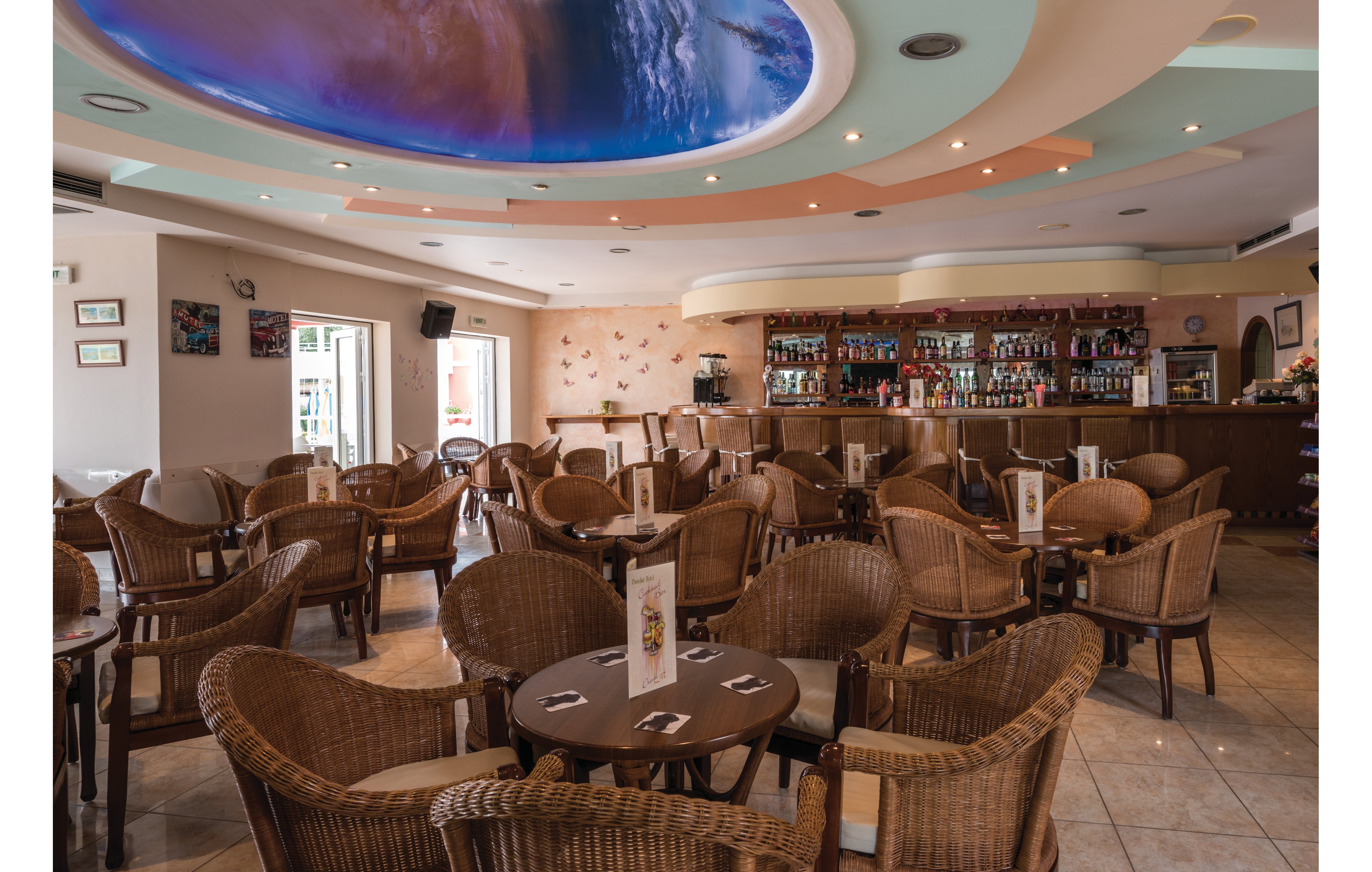 Paradise Hotel Apartments