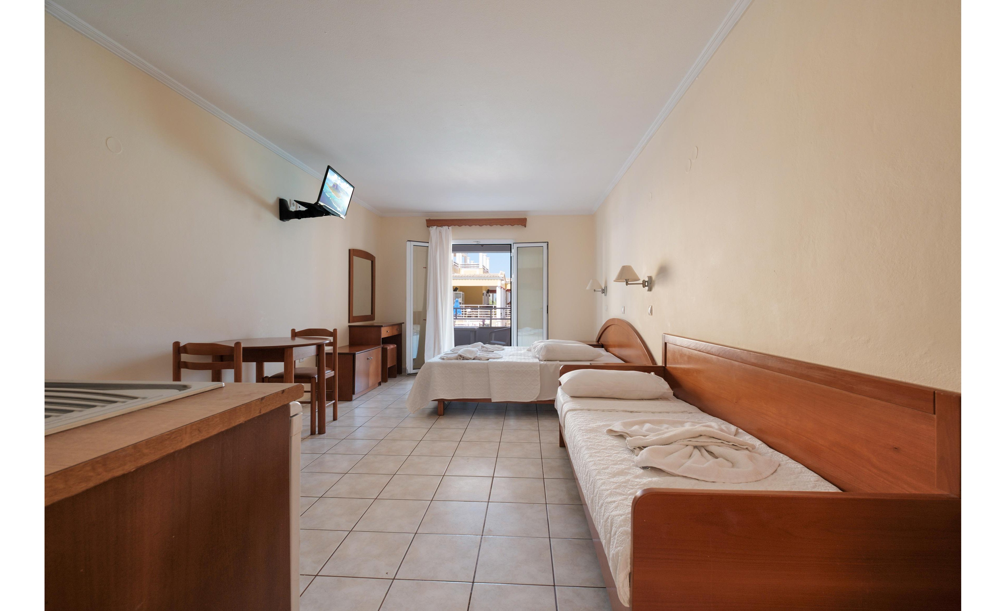 Paradise Hotel Apartments