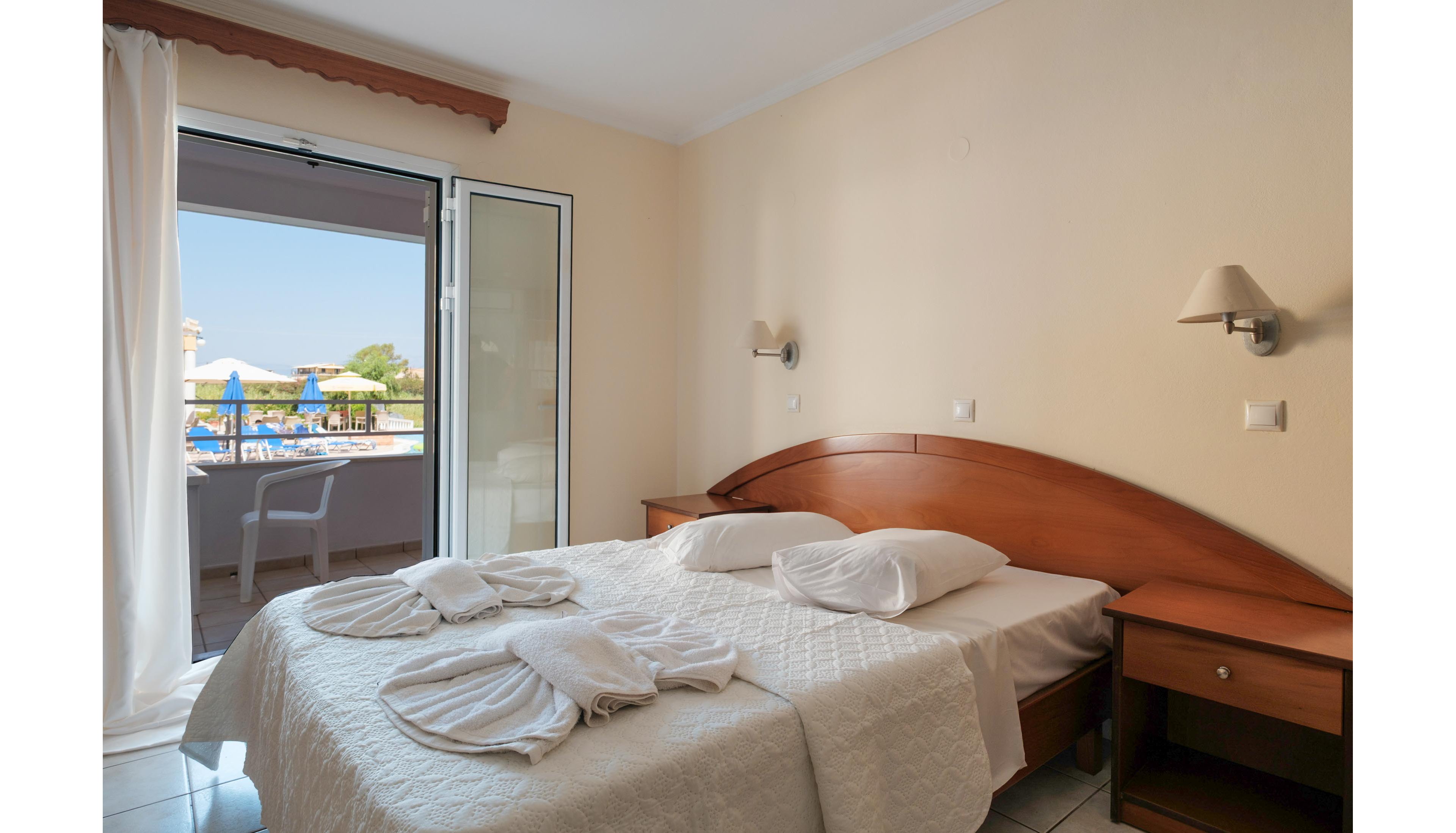 Paradise Hotel Apartments