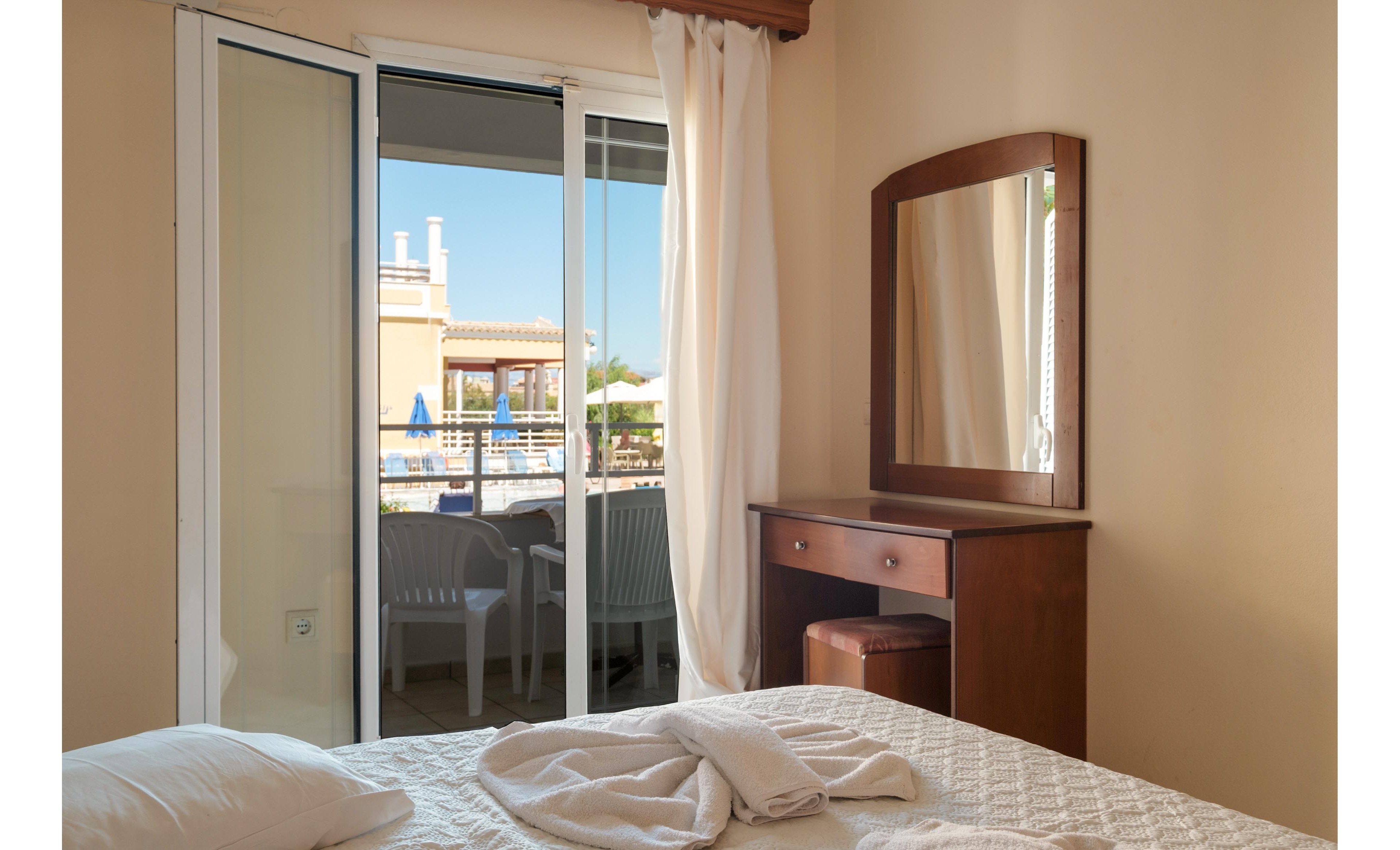 Paradise Hotel Apartments