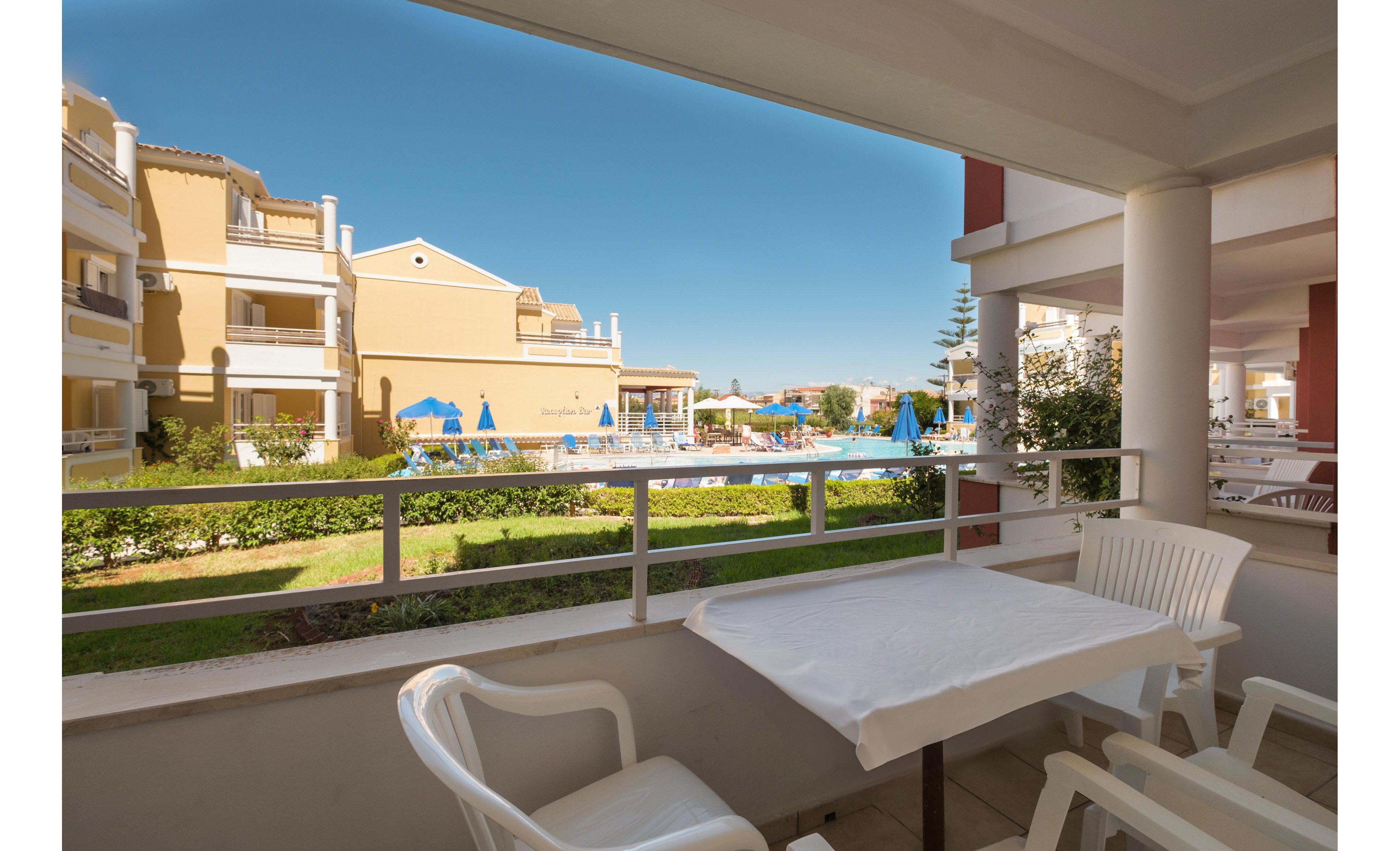 Paradise Hotel Apartments