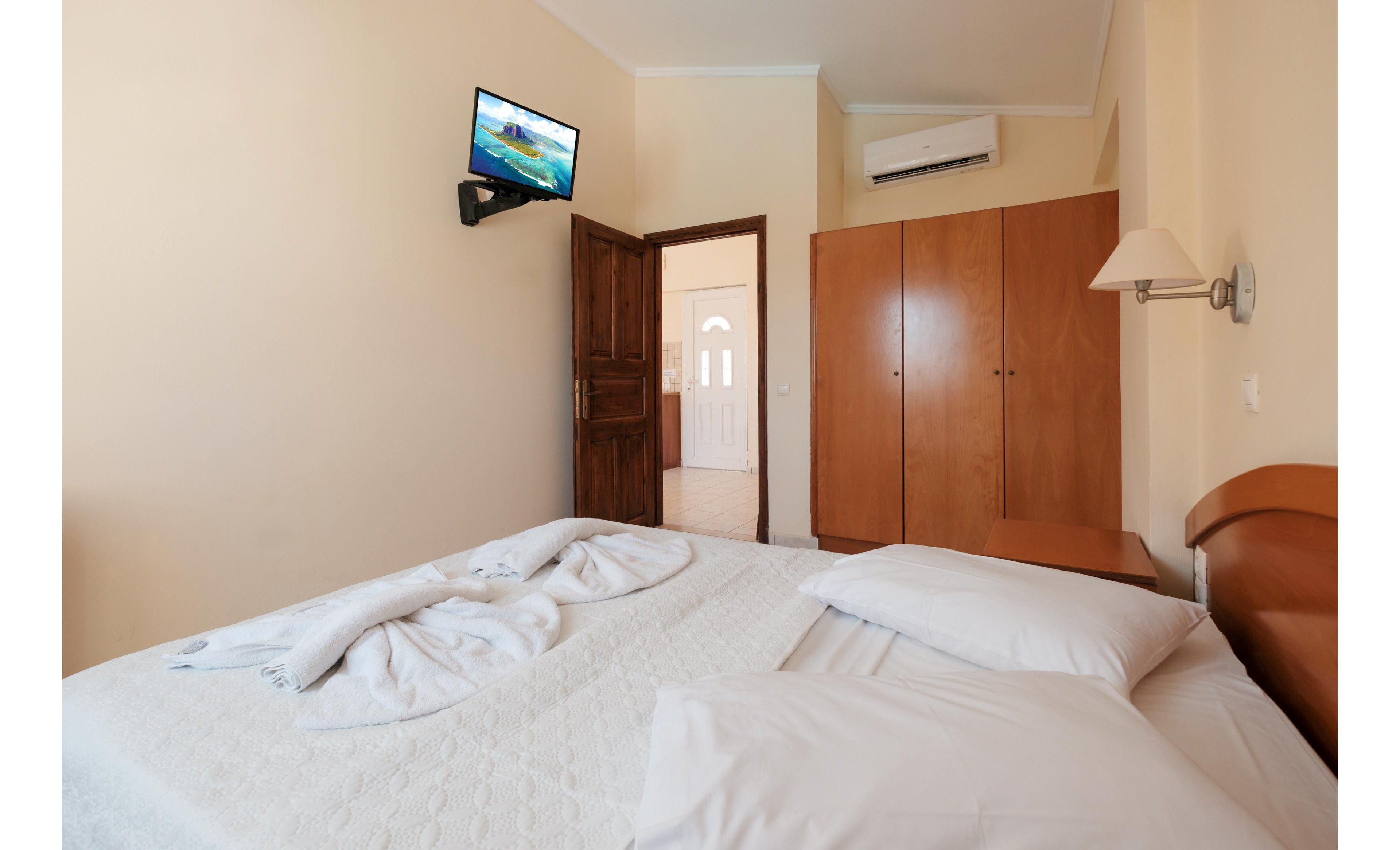 Paradise Hotel Apartments